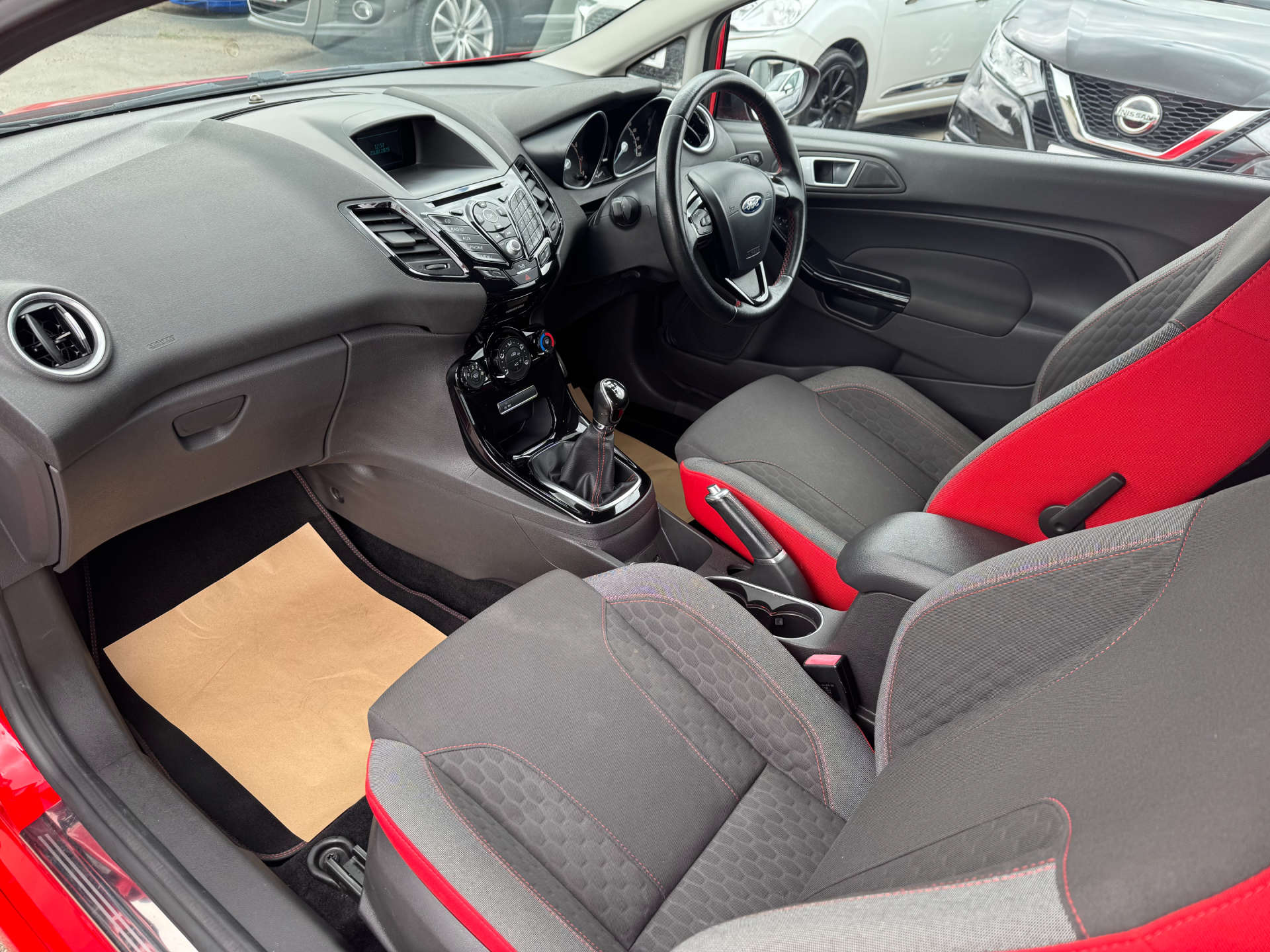FORD FIESTA 1.0 Fiesta Zetec S Red Edition 3dr #18