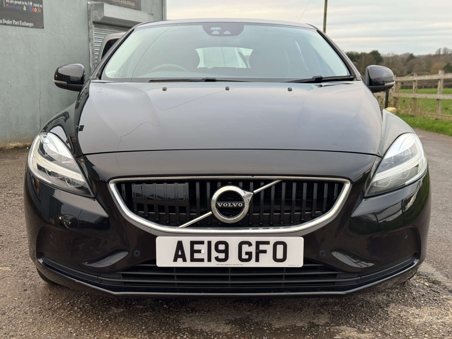 VOLVO V40 2.0 V40 Momentum Edition D2 5dr #1