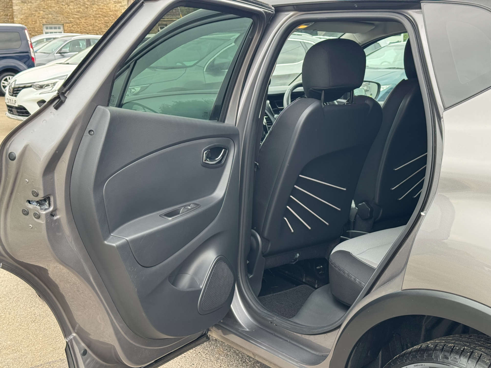 RENAULT CAPTUR 0.9 Captur Dynamique S Nav TCe 5dr #36