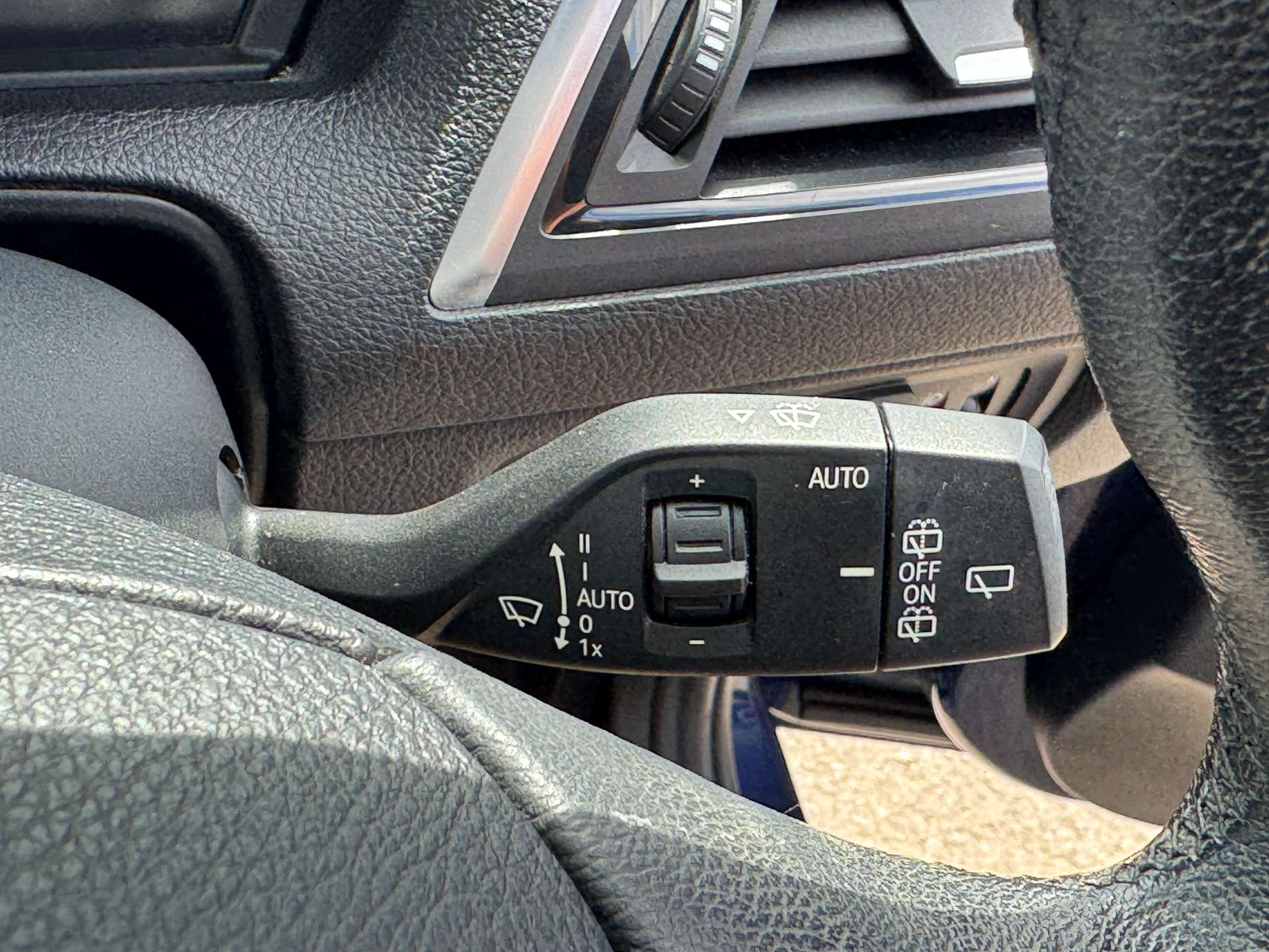 BMW 1 SERIES 1.5 116D Sport 5dr #28