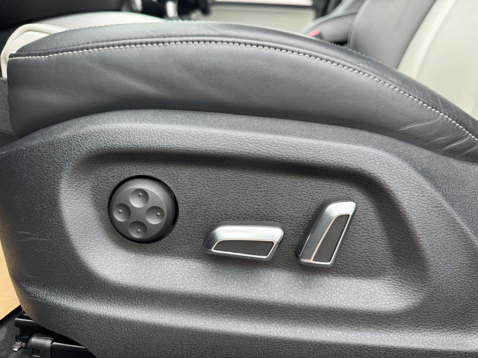 AUDI Q5 3.0 SQ5 TDI Quattro Auto 4WD 5dr #38