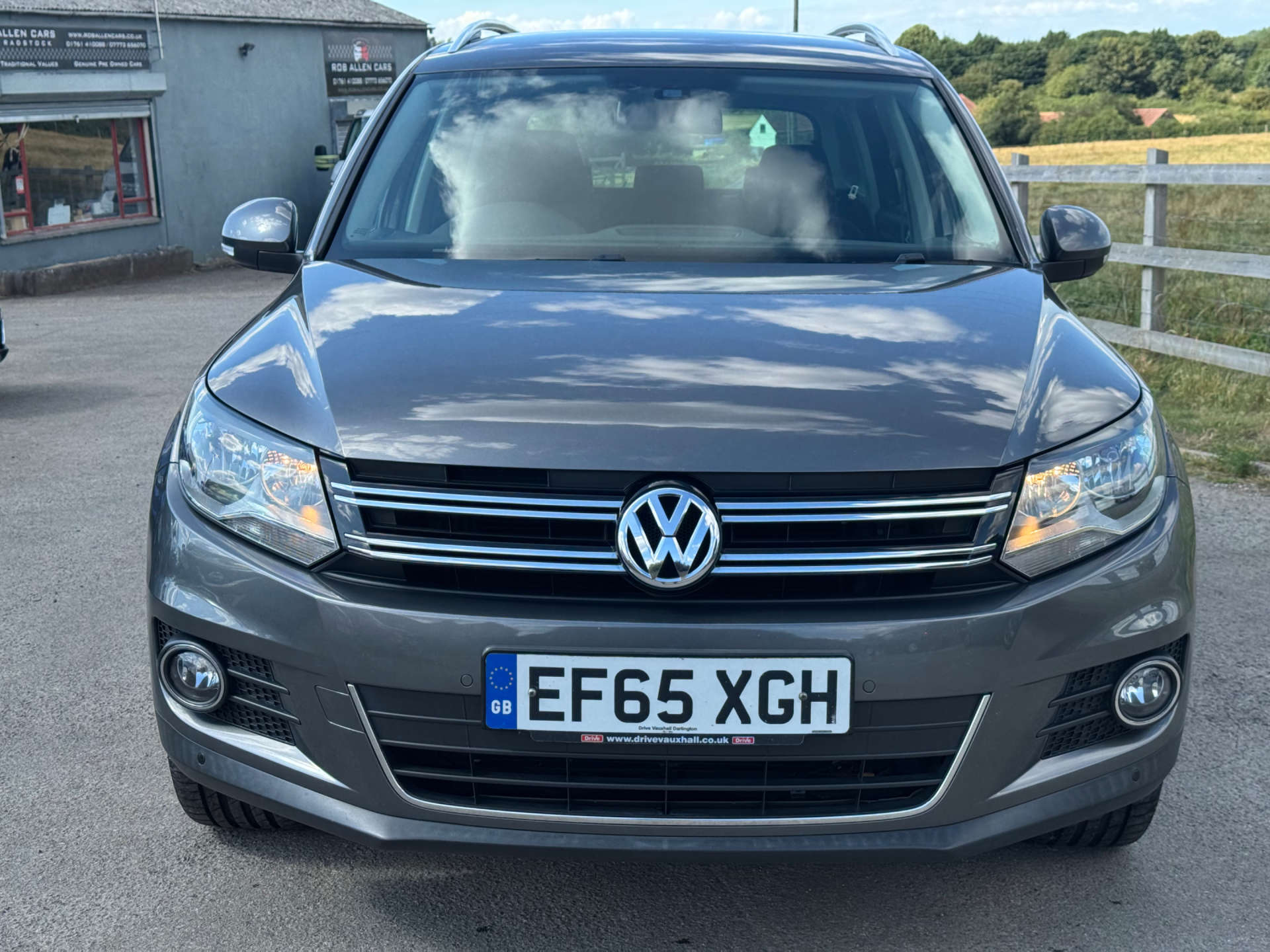 VOLKSWAGEN TIGUAN 2.0 Tiguan Match Edition TDI BlueMotion Technology 5dr