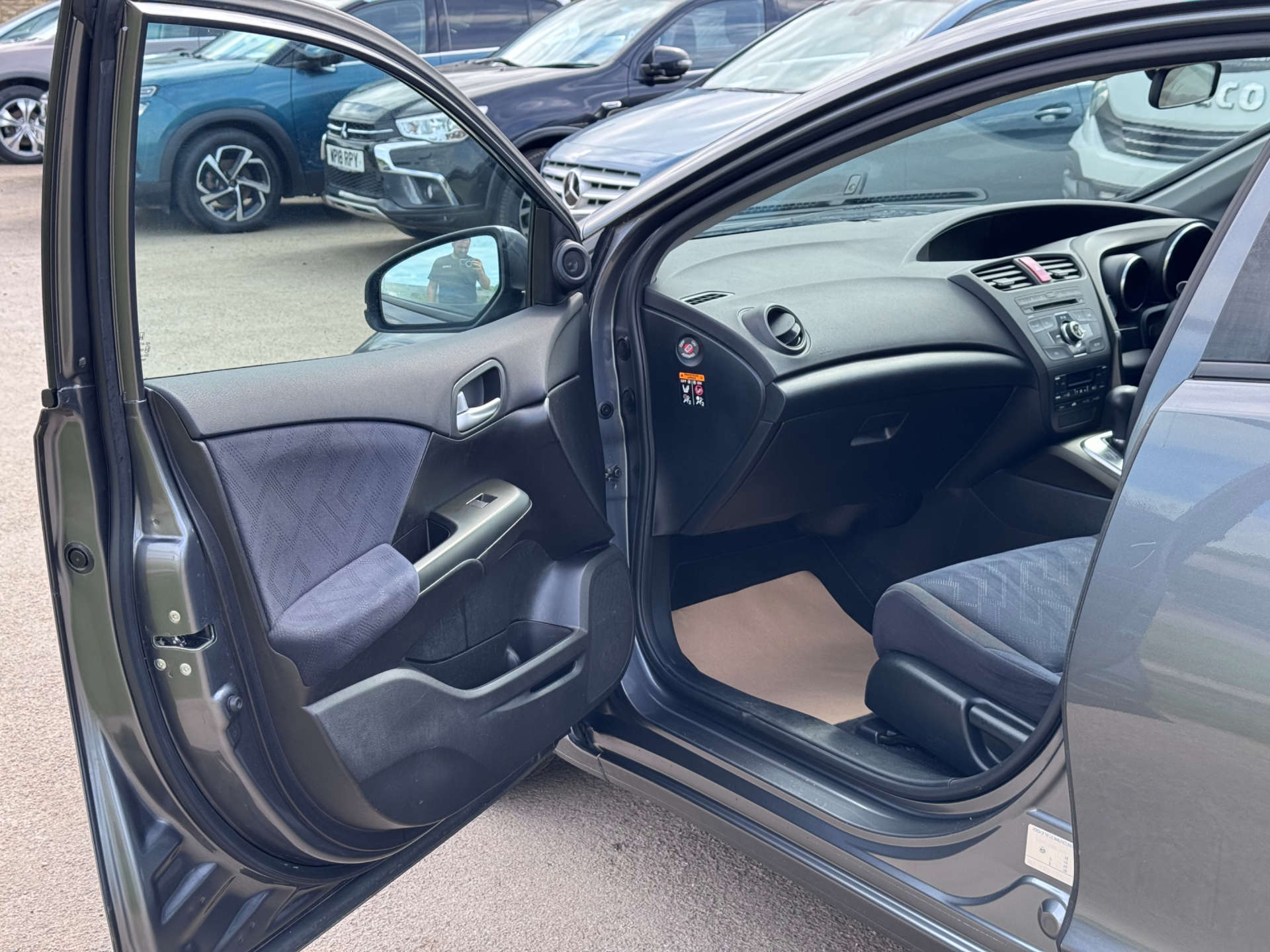 HONDA CIVIC 1.8 Civic i-VTec ES Auto 5dr #14