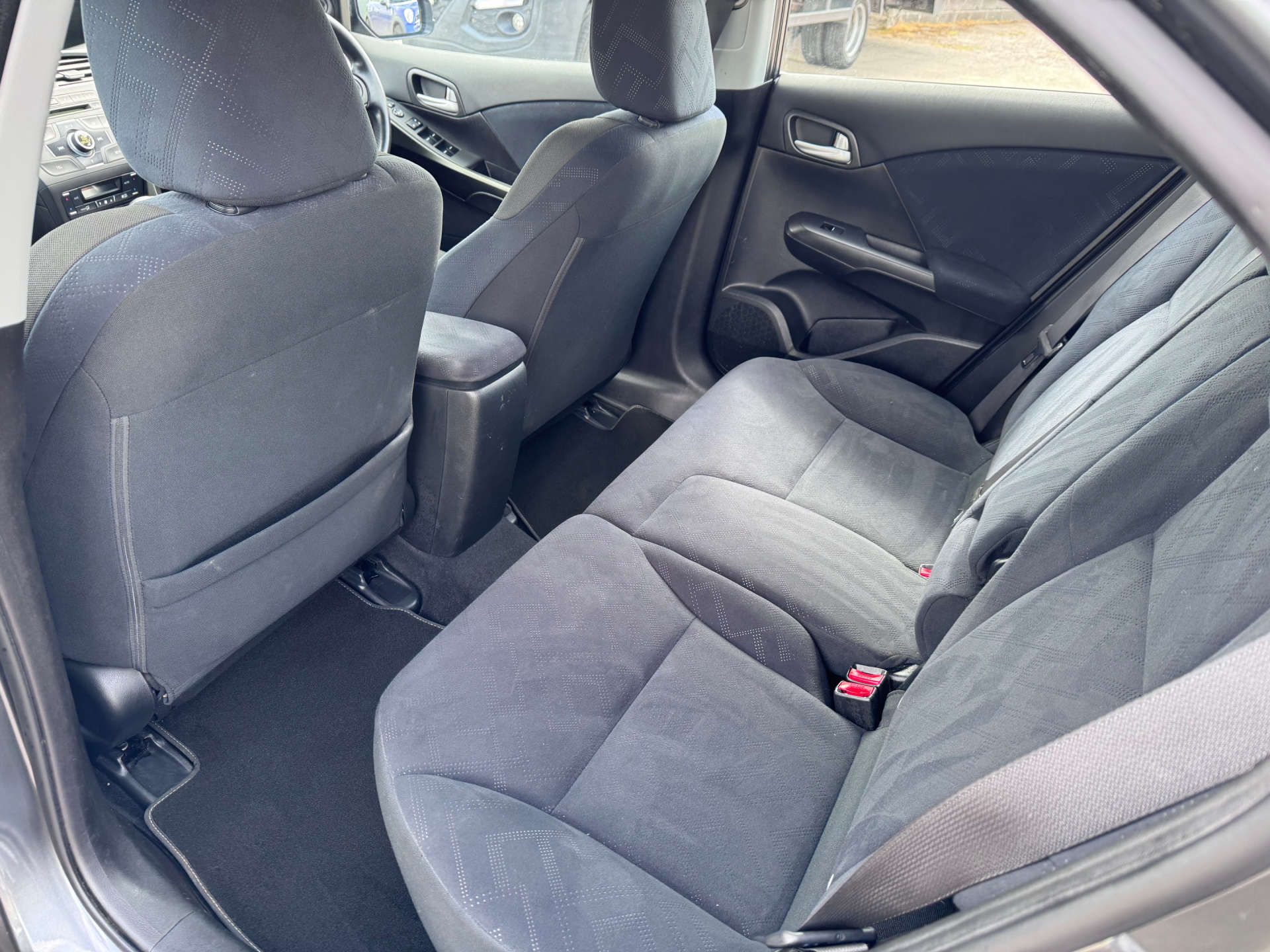 HONDA CIVIC 1.8 Civic i-VTec ES Auto 5dr #30