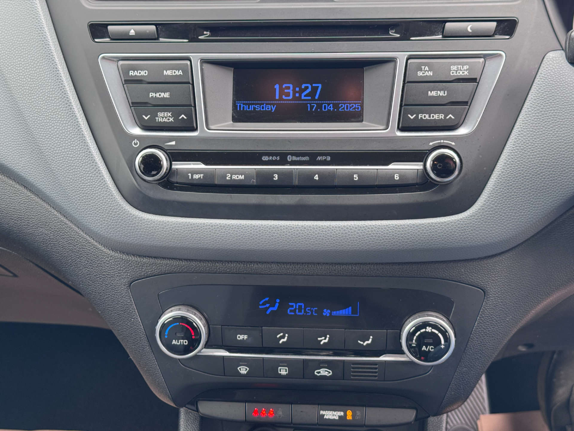 HYUNDAI I20 1.4 i20 Premium MPI 5dr #17