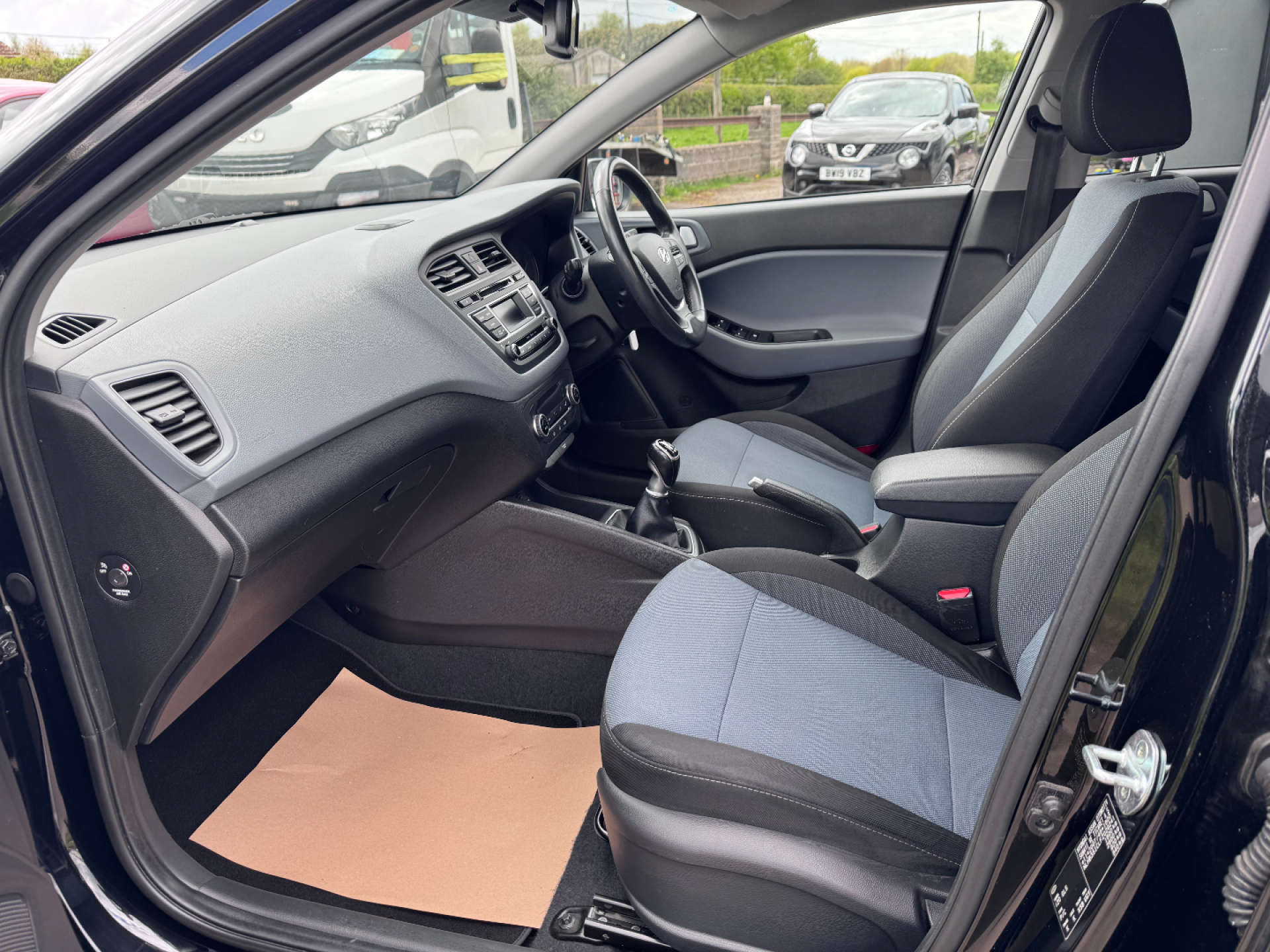 HYUNDAI I20 1.4 i20 Premium MPI 5dr #24
