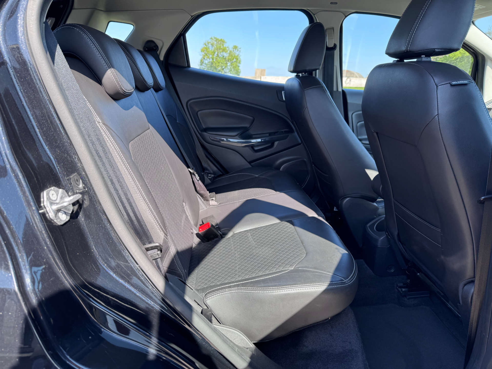 FORD ECOSPORT 1.5 EcoSport Titanium TDCI 5dr #33
