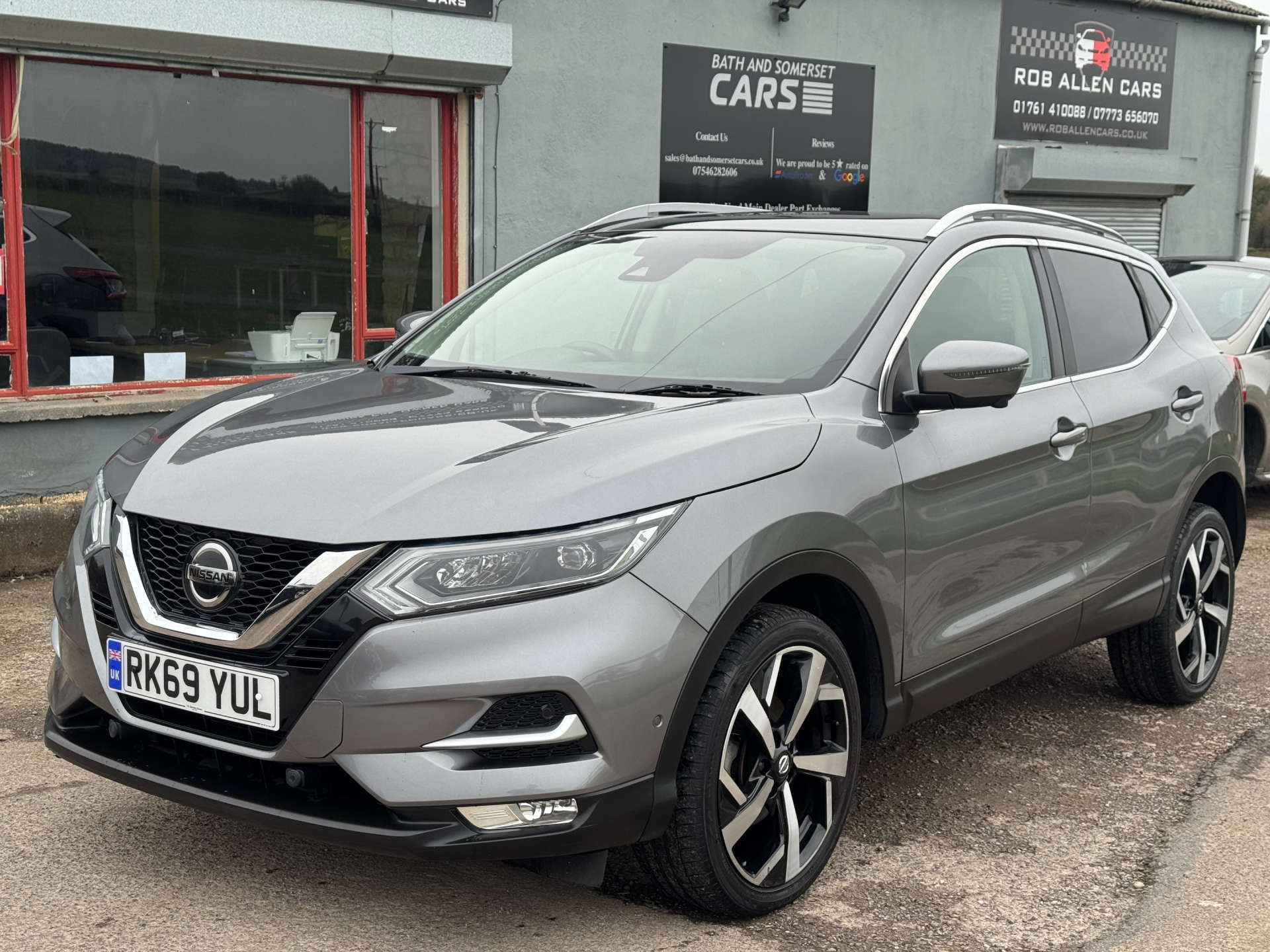 NISSAN QASHQAI 1.5 Qashqai Tekna dCi 5dr #2