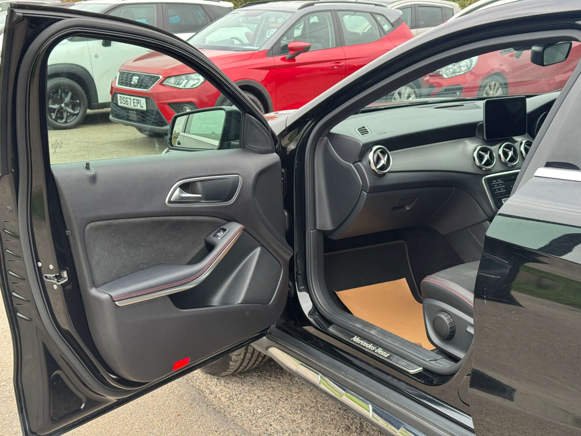 MERCEDES-BENZ GLA 2.1 GLA 200 AMG Line D 4Matic Auto 4WD 5dr #19