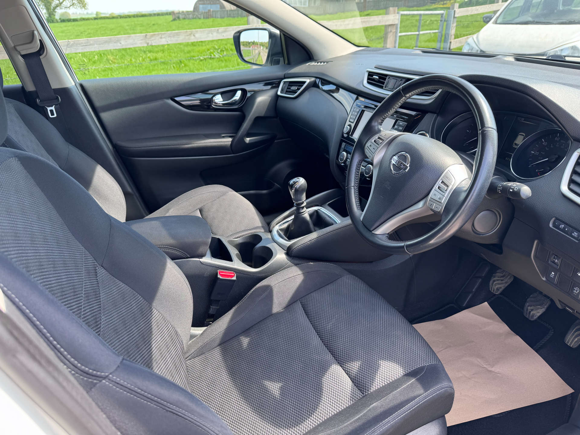 NISSAN QASHQAI 1.5 Qashqai N-Connecta dCi 5dr #10