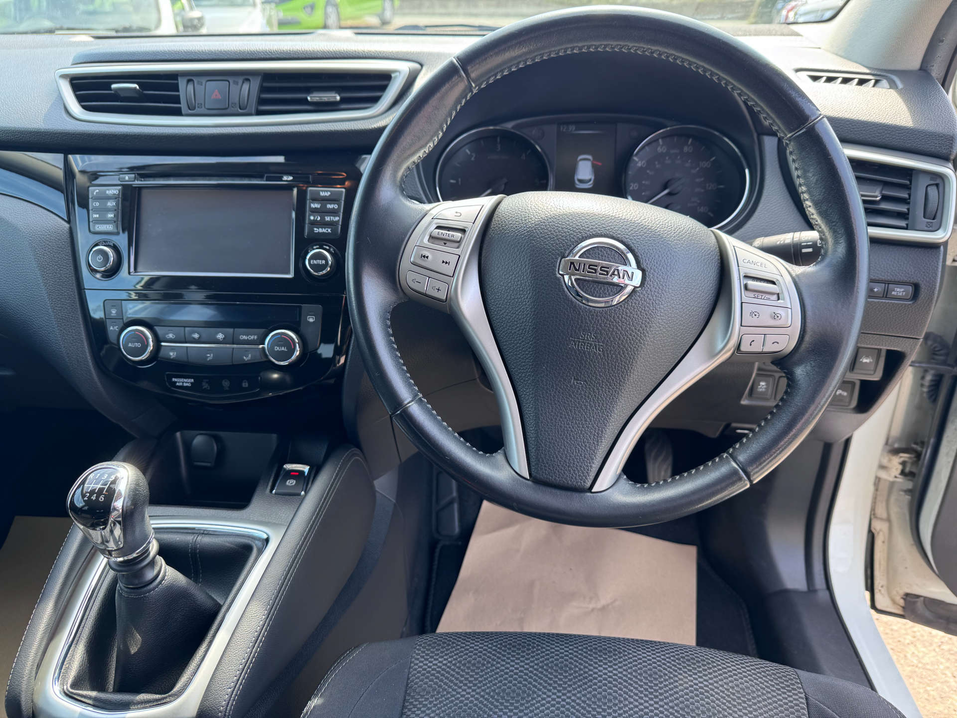 NISSAN QASHQAI 1.5 Qashqai N-Connecta dCi 5dr #12