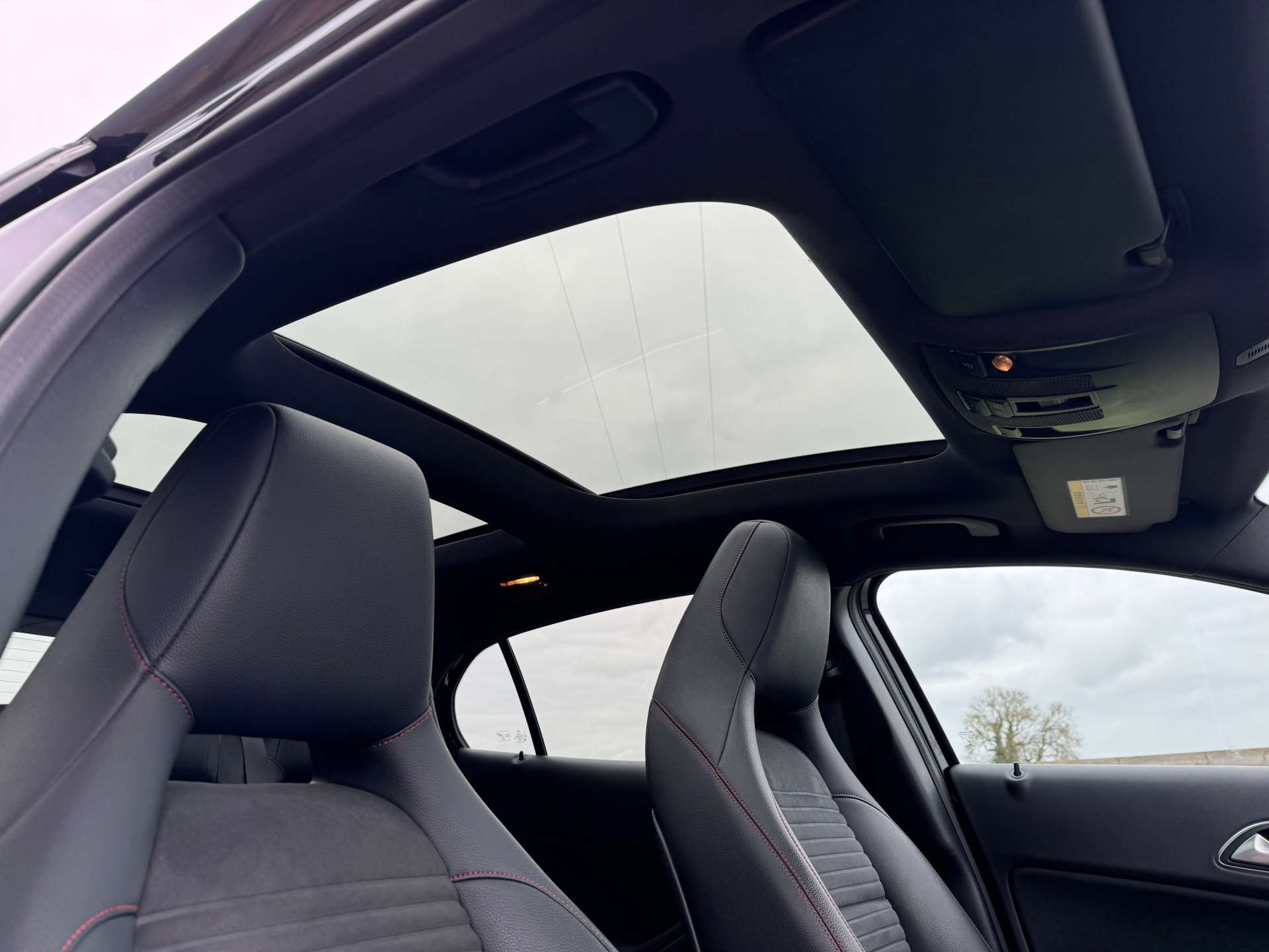 MERCEDES-BENZ GLA 2.1 GLA 200 AMG Line D 4Matic Auto 4WD 5dr #29