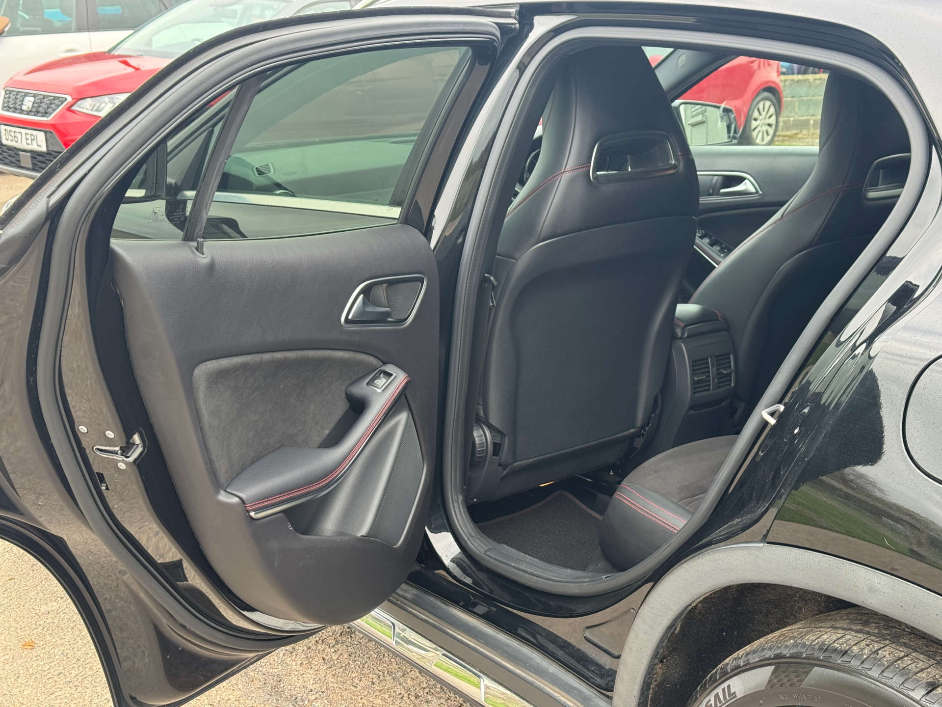 MERCEDES-BENZ GLA 2.1 GLA 200 AMG Line D 4Matic Auto 4WD 5dr #30