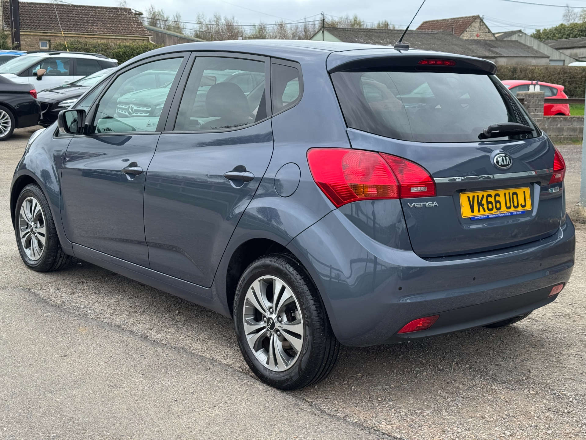 KIA VENGA 1.6 Venga 3 ISG 5dr #5