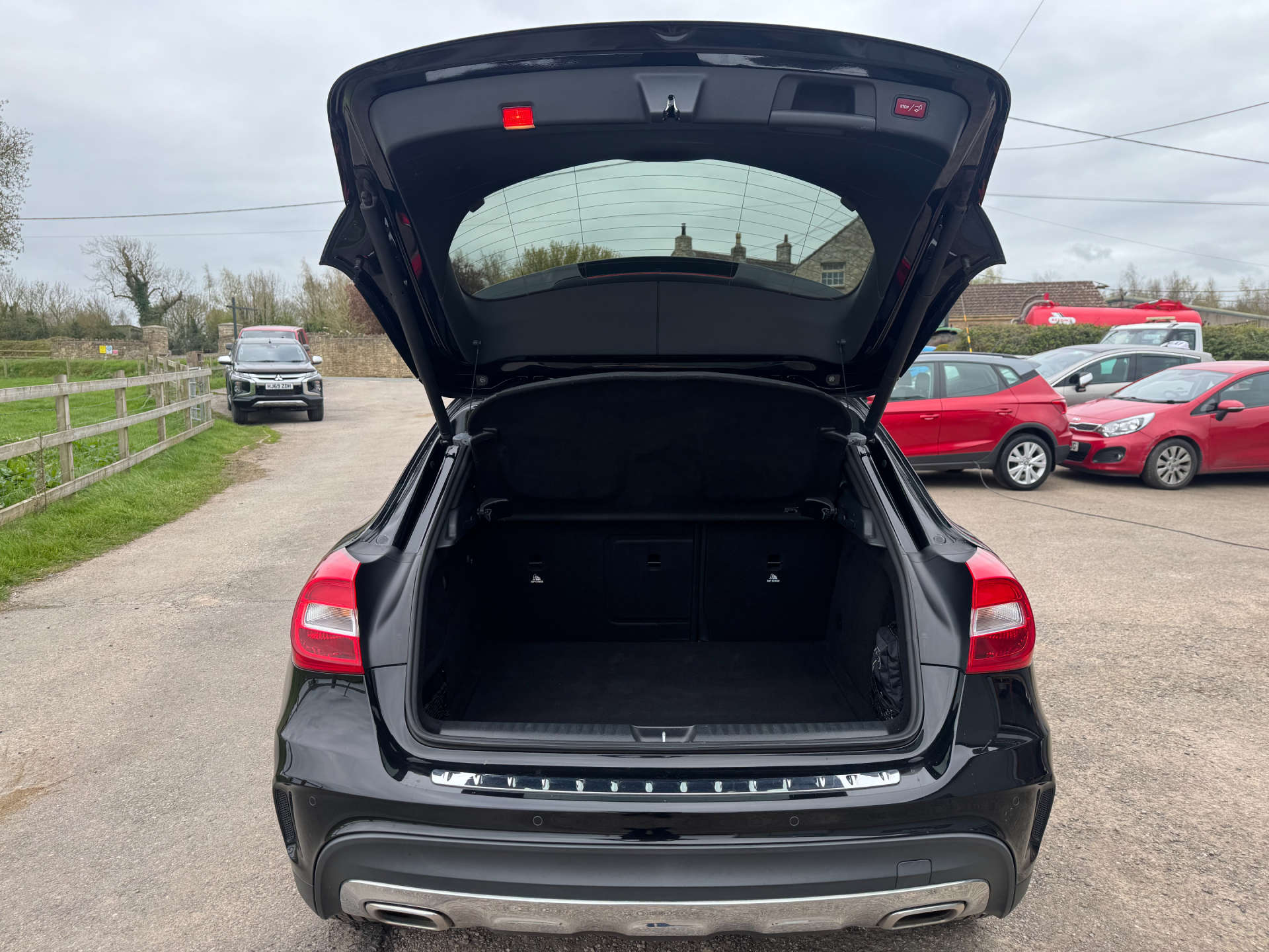 MERCEDES-BENZ GLA 2.1 GLA 200 AMG Line D 4Matic Auto 4WD 5dr #38