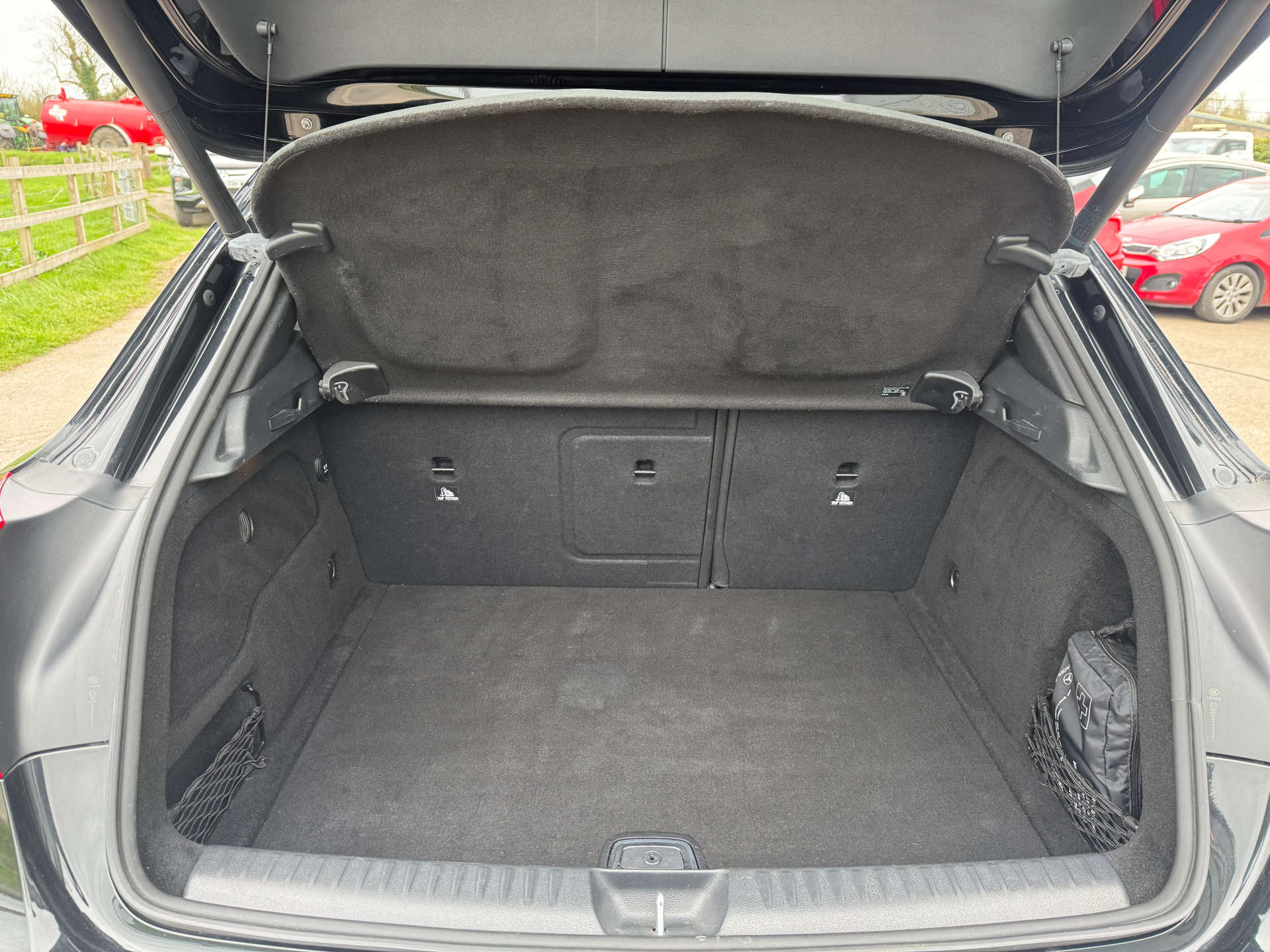 MERCEDES-BENZ GLA 2.1 GLA 200 AMG Line D 4Matic Auto 4WD 5dr #39