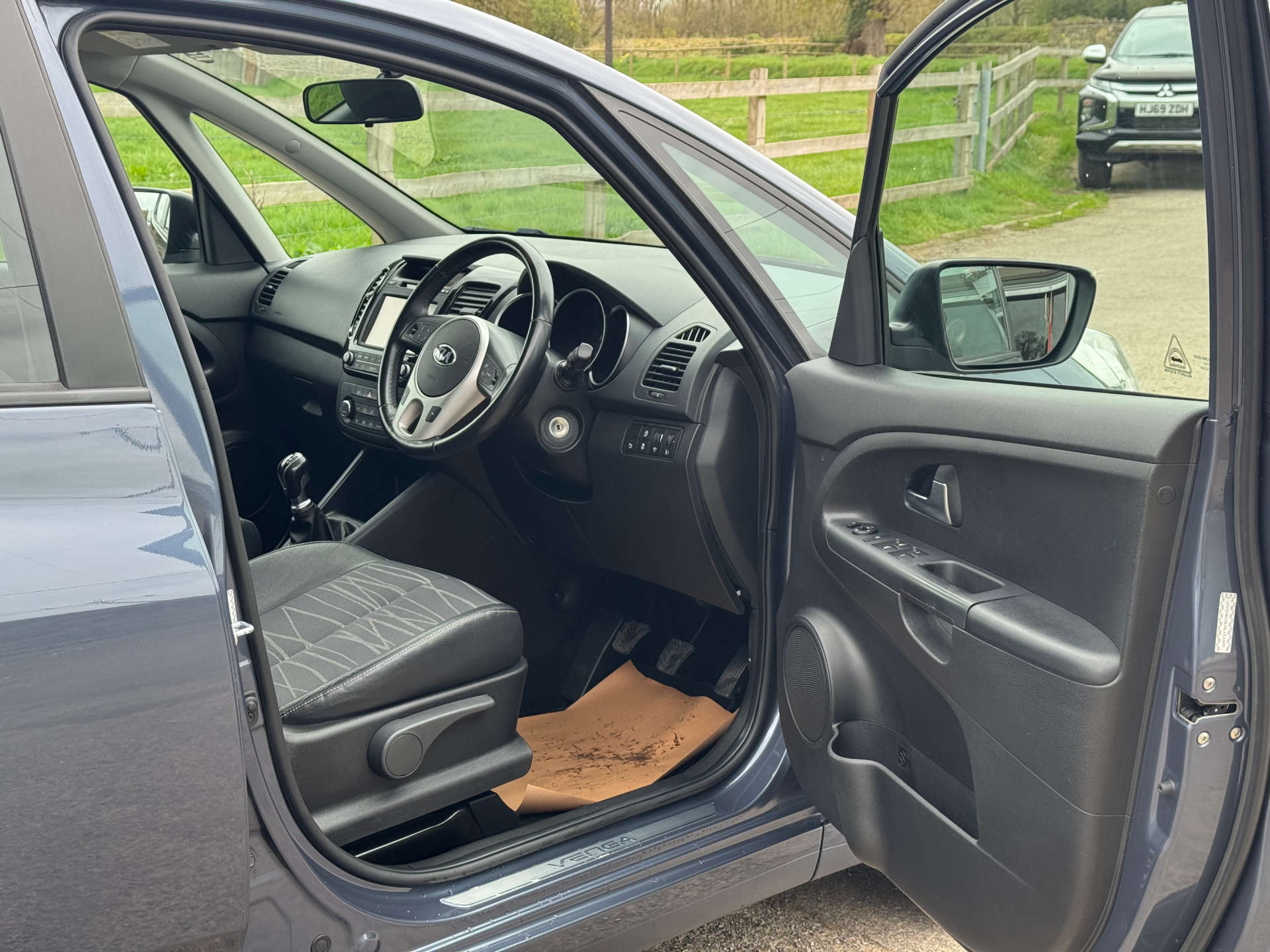 KIA VENGA 1.6 Venga 3 ISG 5dr #8