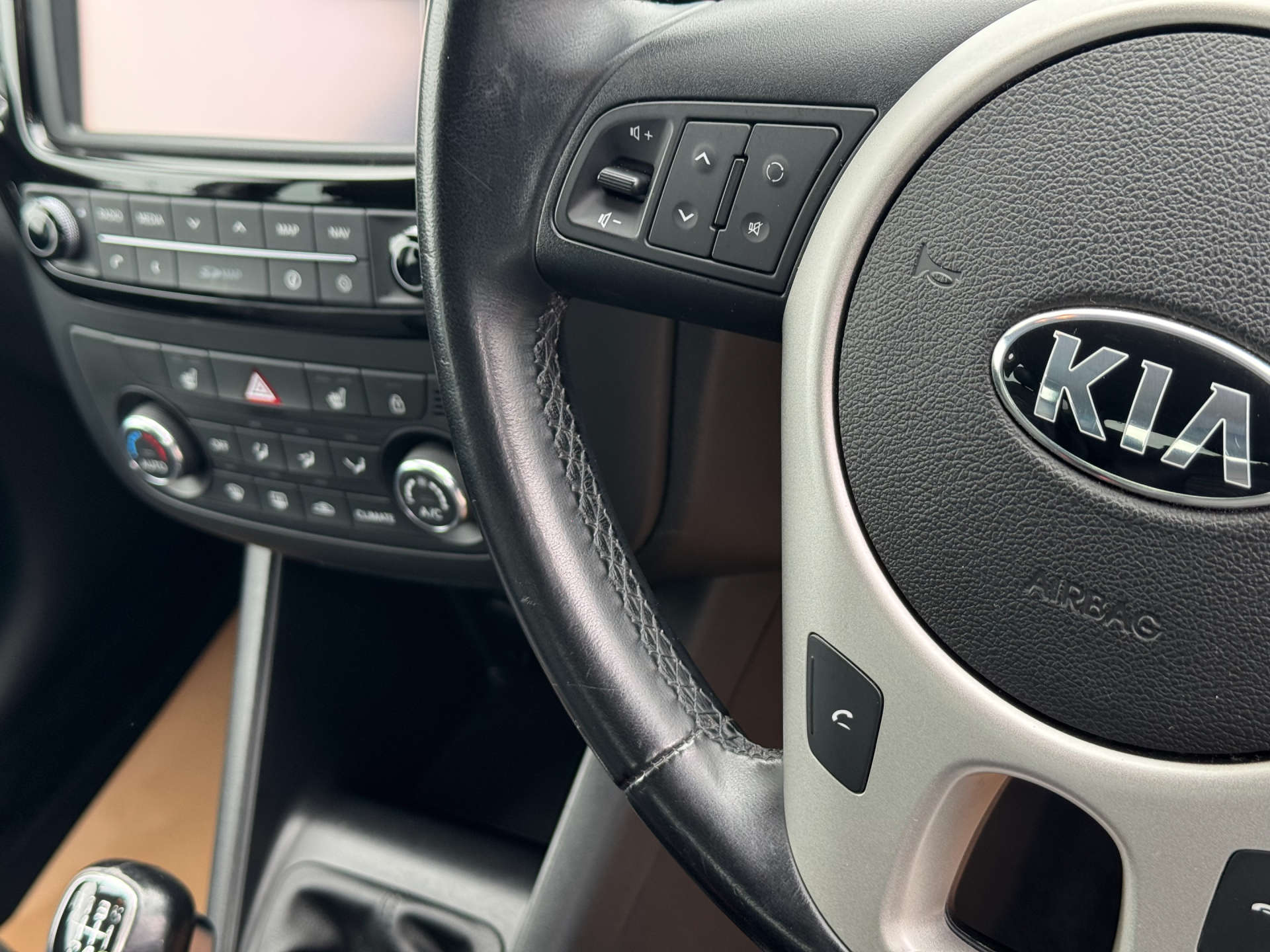 KIA VENGA 1.6 Venga 3 ISG 5dr #14