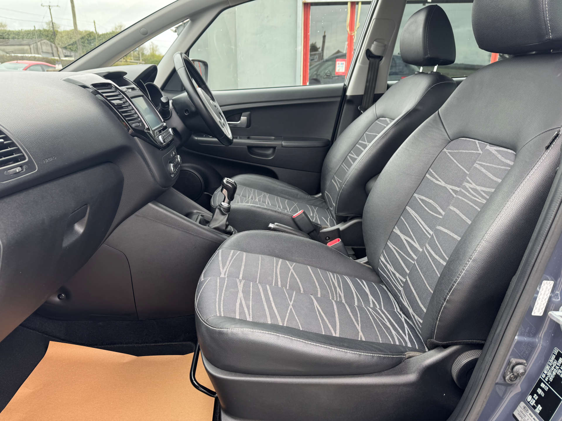 KIA VENGA 1.6 Venga 3 ISG 5dr #21