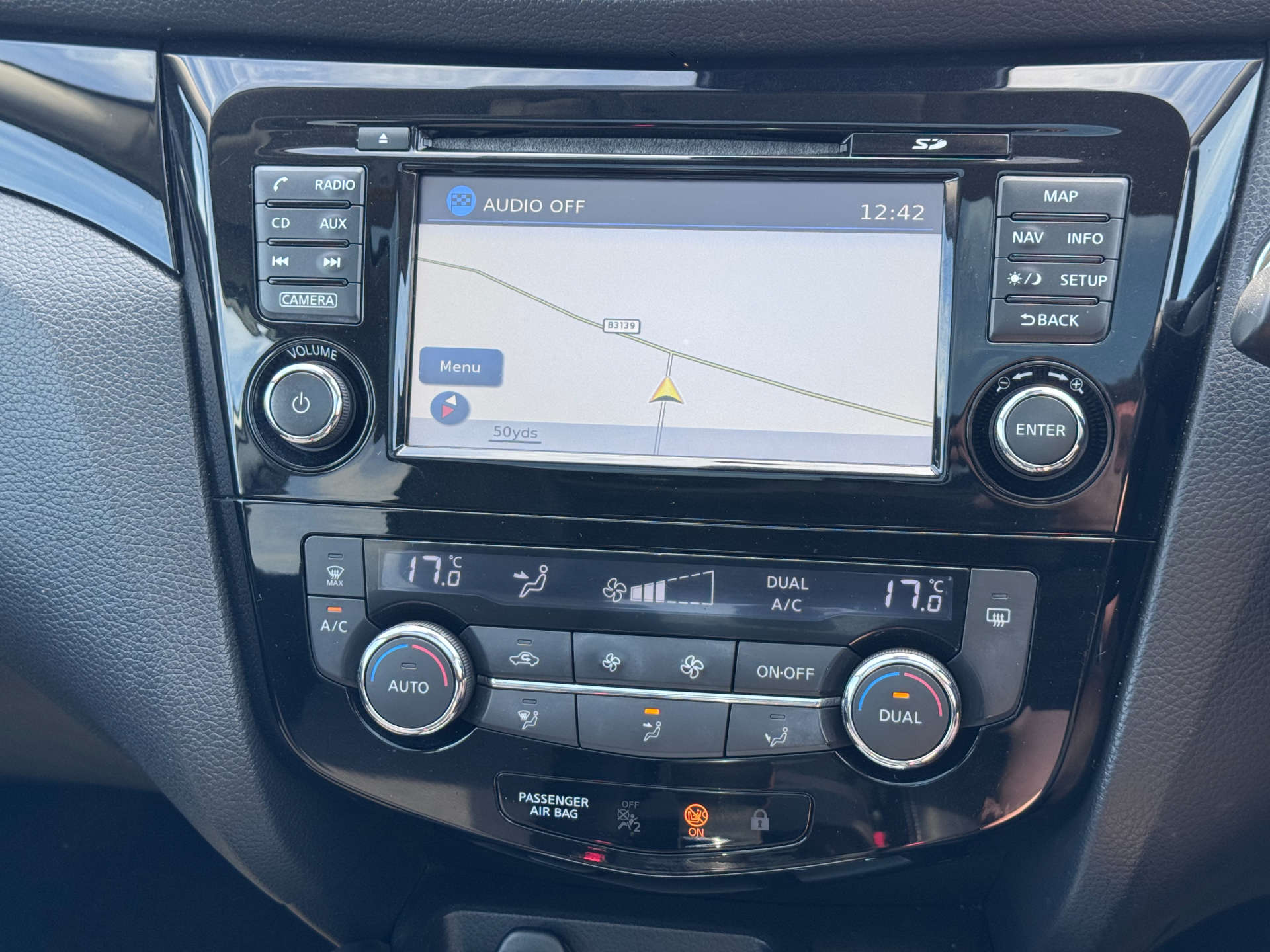 NISSAN QASHQAI 1.5 Qashqai N-Connecta dCi 5dr #26