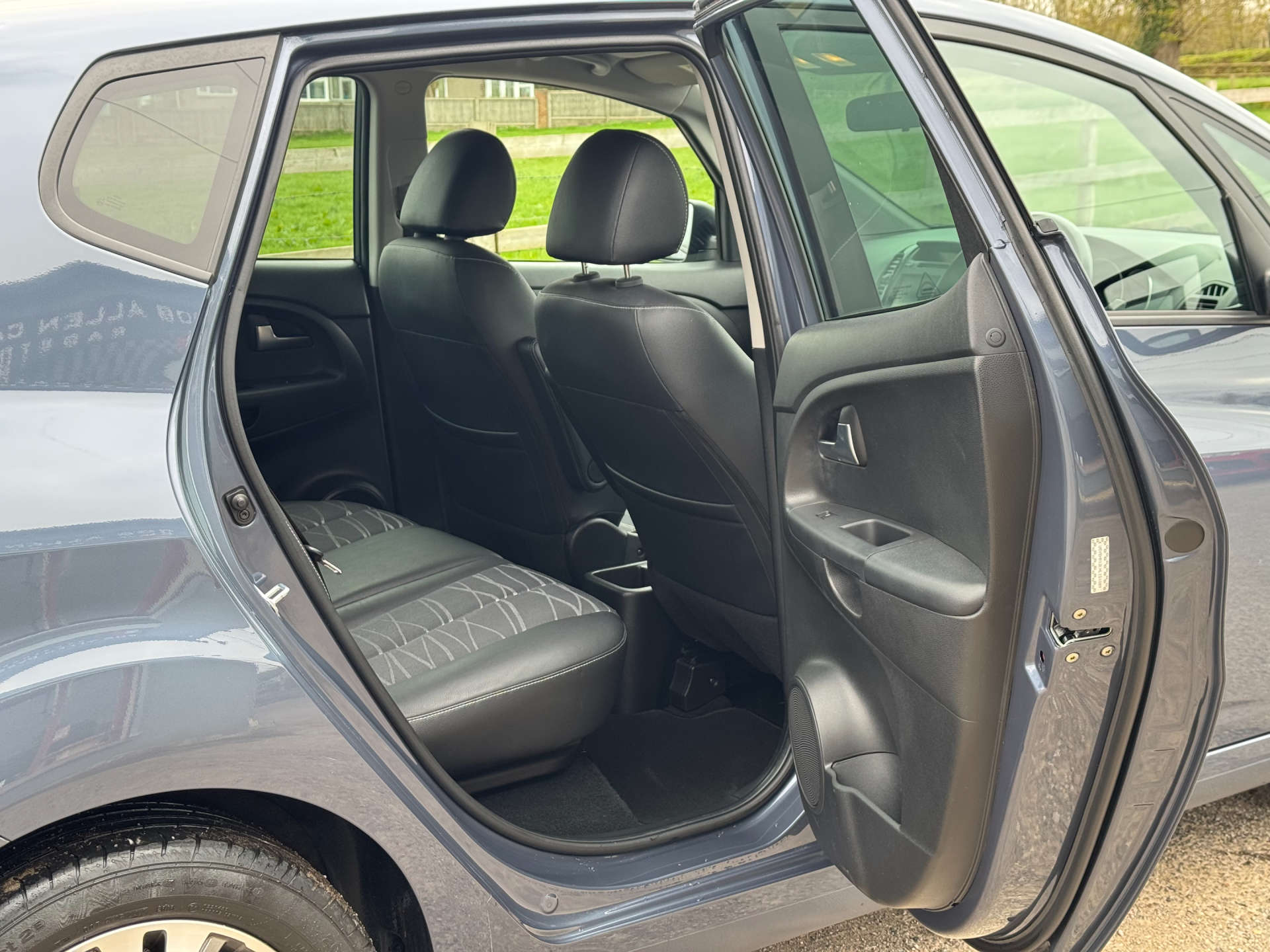 KIA VENGA 1.6 Venga 3 ISG 5dr #28