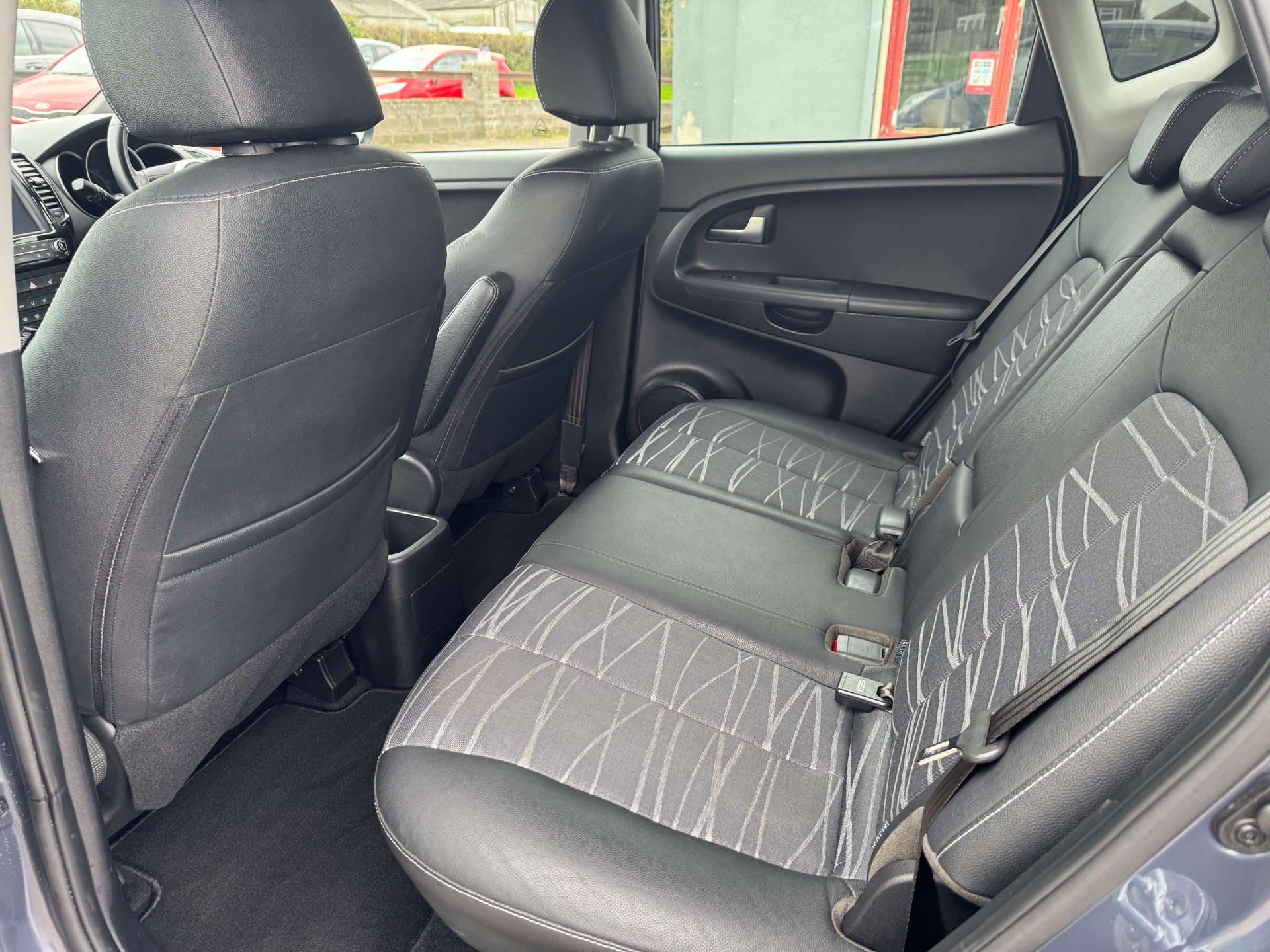 KIA VENGA 1.6 Venga 3 ISG 5dr #34