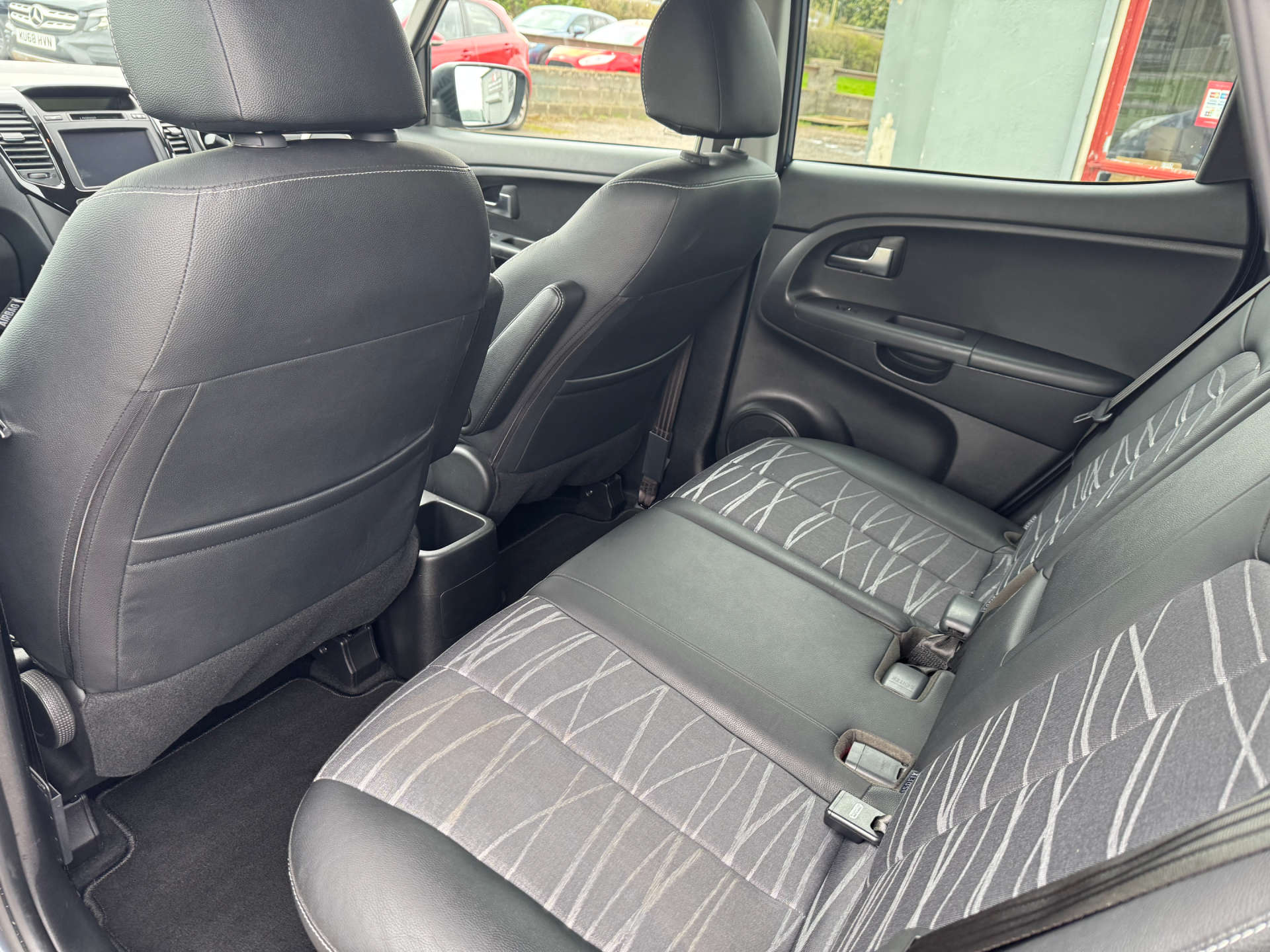 KIA VENGA 1.6 Venga 3 ISG 5dr #35