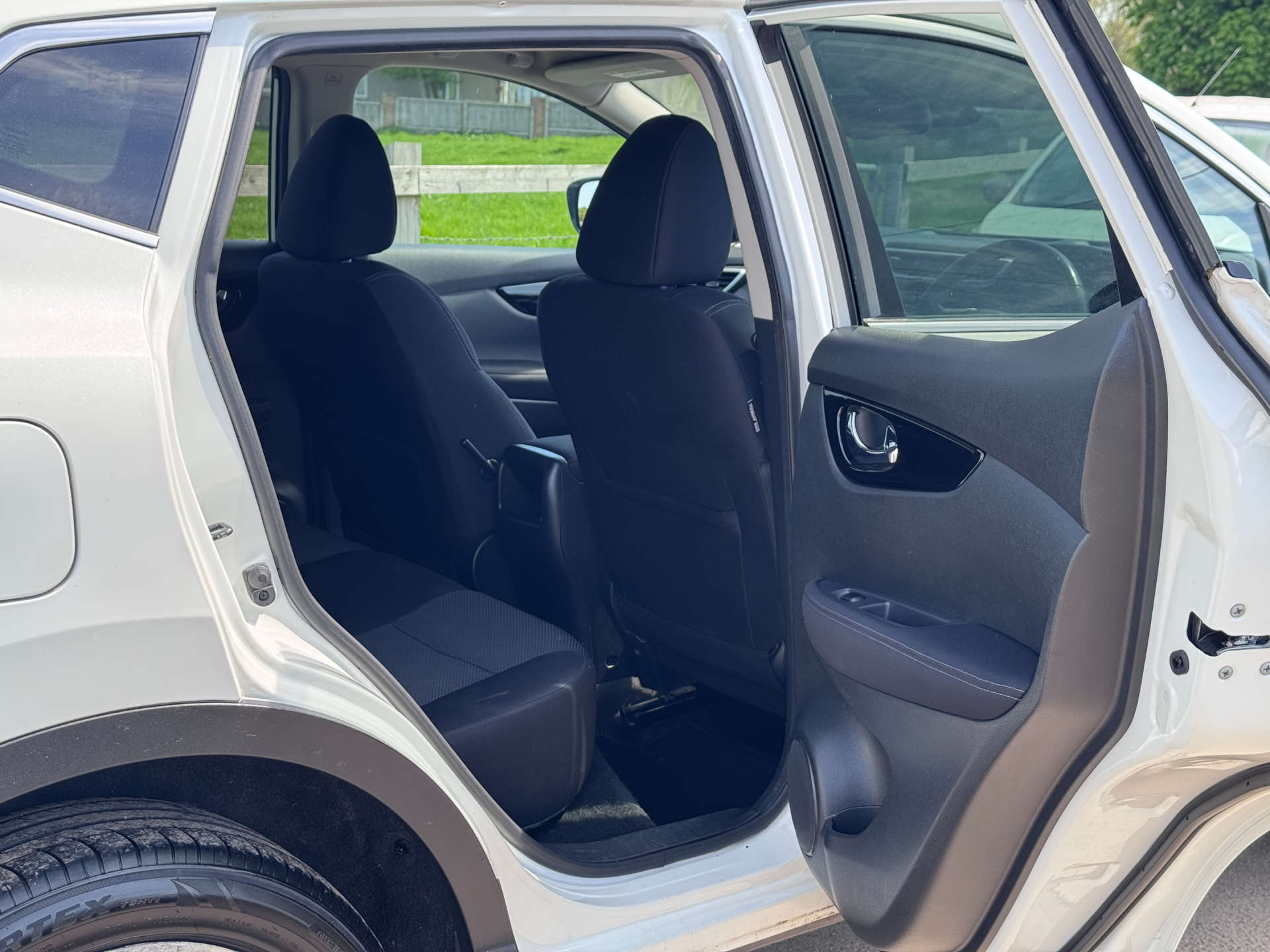 NISSAN QASHQAI 1.5 Qashqai N-Connecta dCi 5dr #36