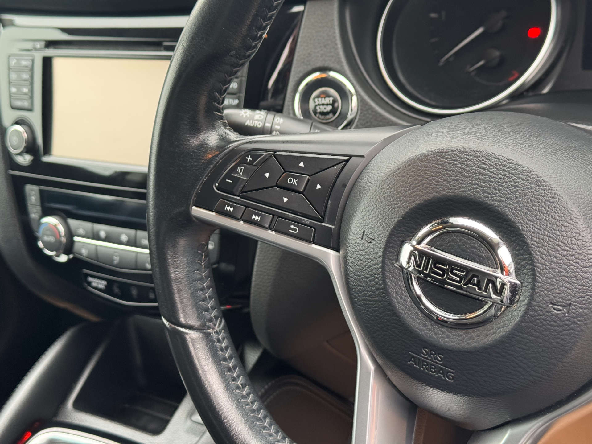 NISSAN QASHQAI 1.5 Qashqai Tekna dCi 5dr #16