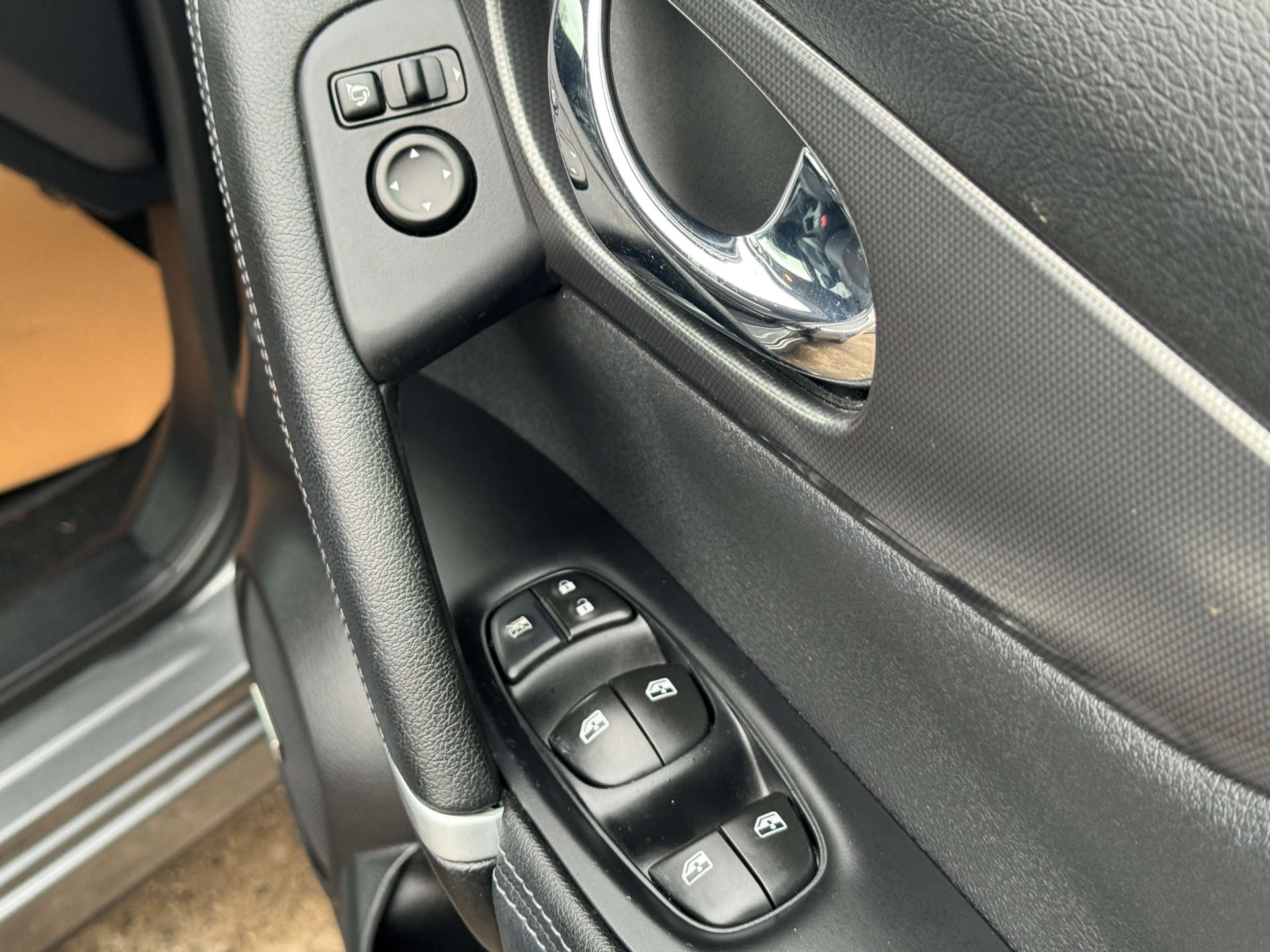 NISSAN QASHQAI 1.5 Qashqai Tekna dCi 5dr #20