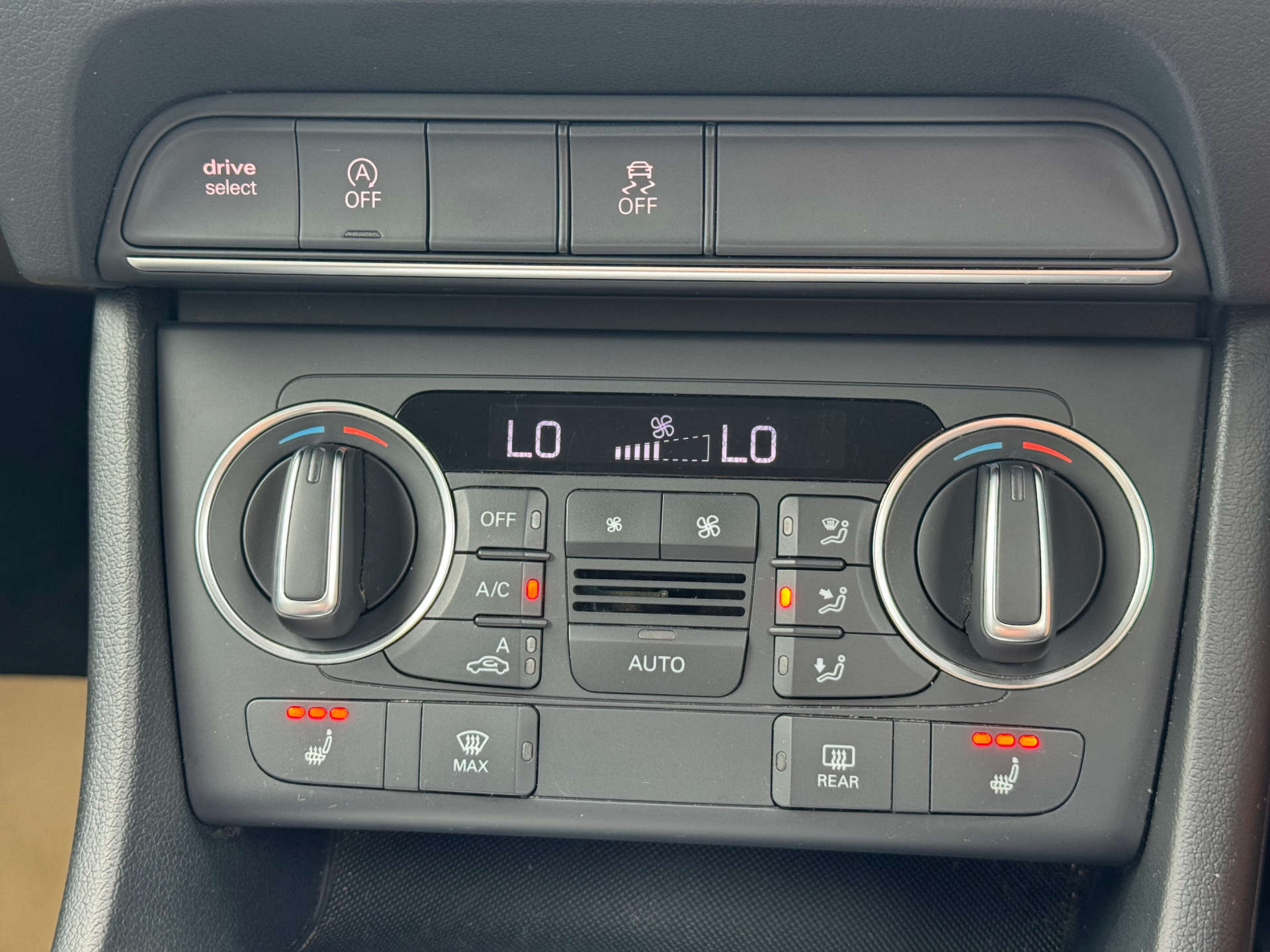 AUDI Q3 2.0 Q3 SE TDI Quattro 4WD 5dr #32