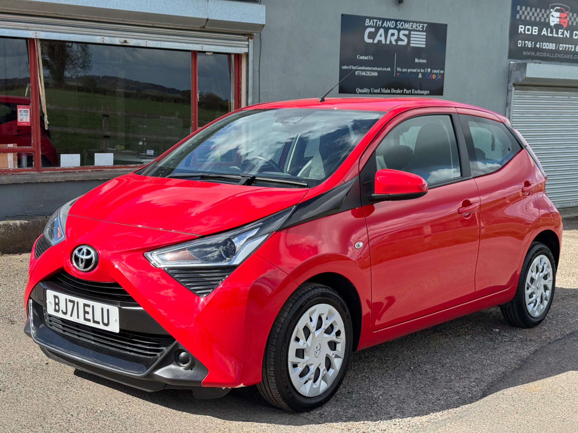TOYOTA AYGO 1.0 Aygo X-Play TSS VVT-i 5dr #2