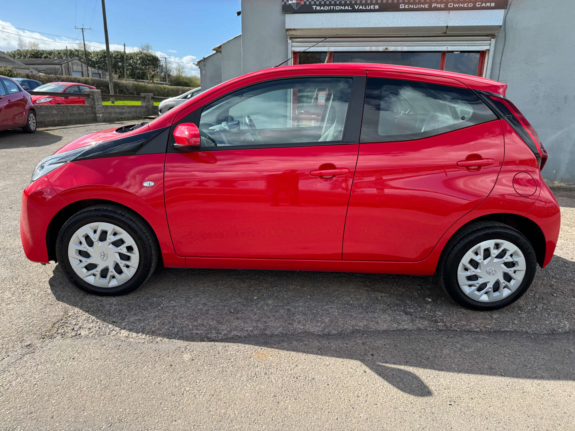 TOYOTA AYGO 1.0 Aygo X-Play TSS VVT-i 5dr #3