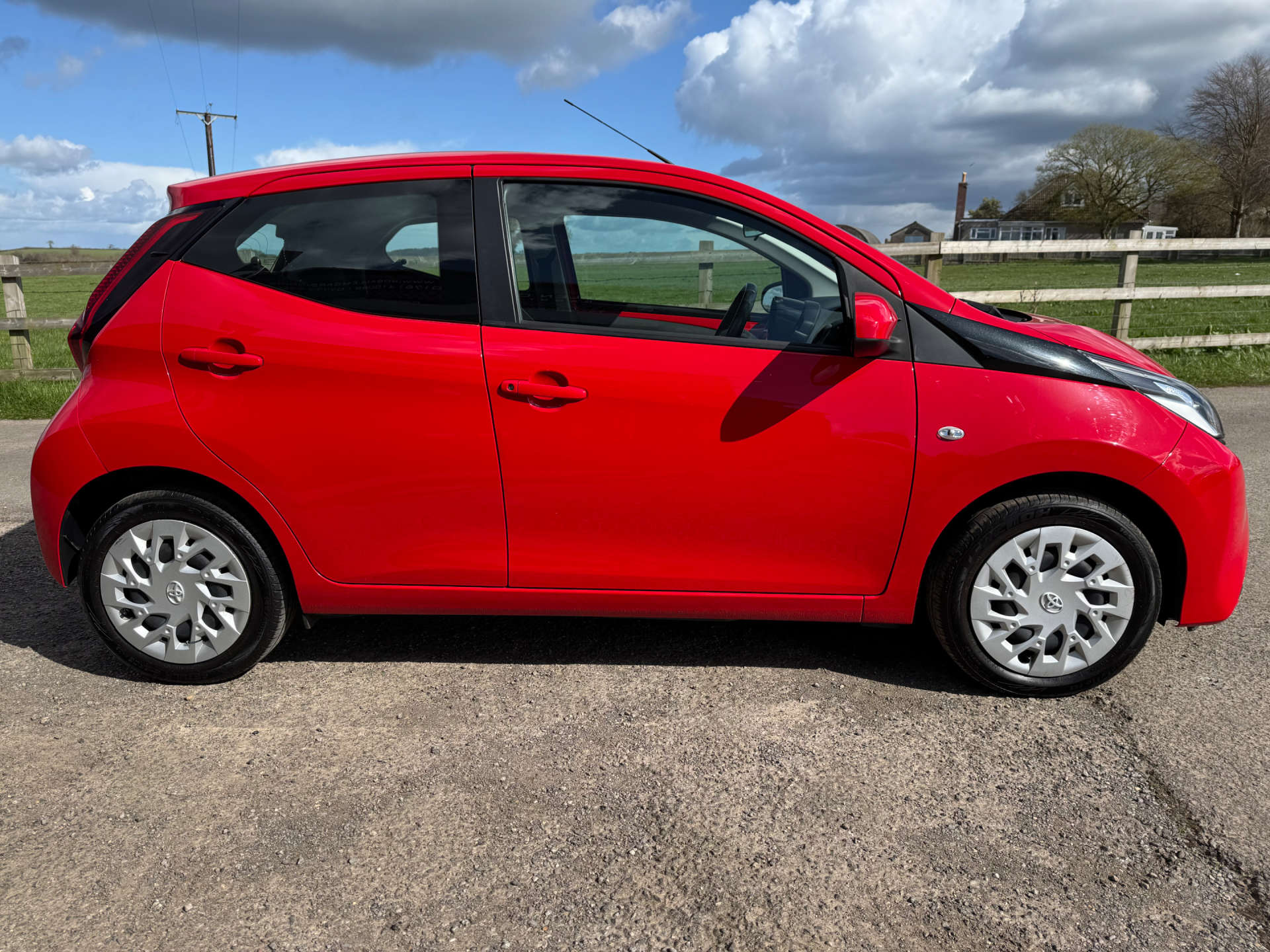 TOYOTA AYGO 1.0 Aygo X-Play TSS VVT-i 5dr #4