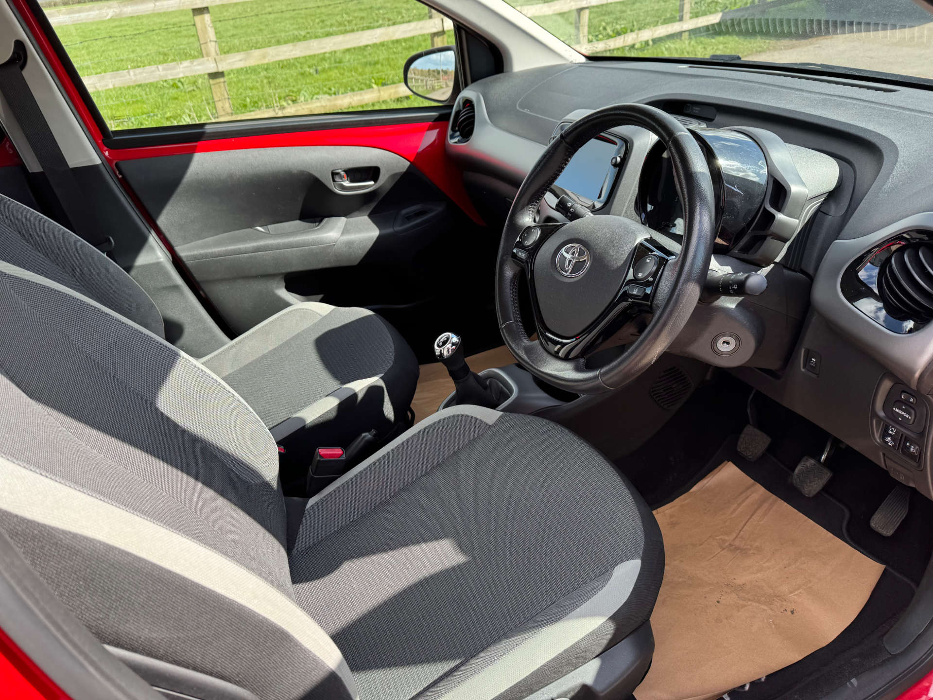 TOYOTA AYGO 1.0 Aygo X-Play TSS VVT-i 5dr #10