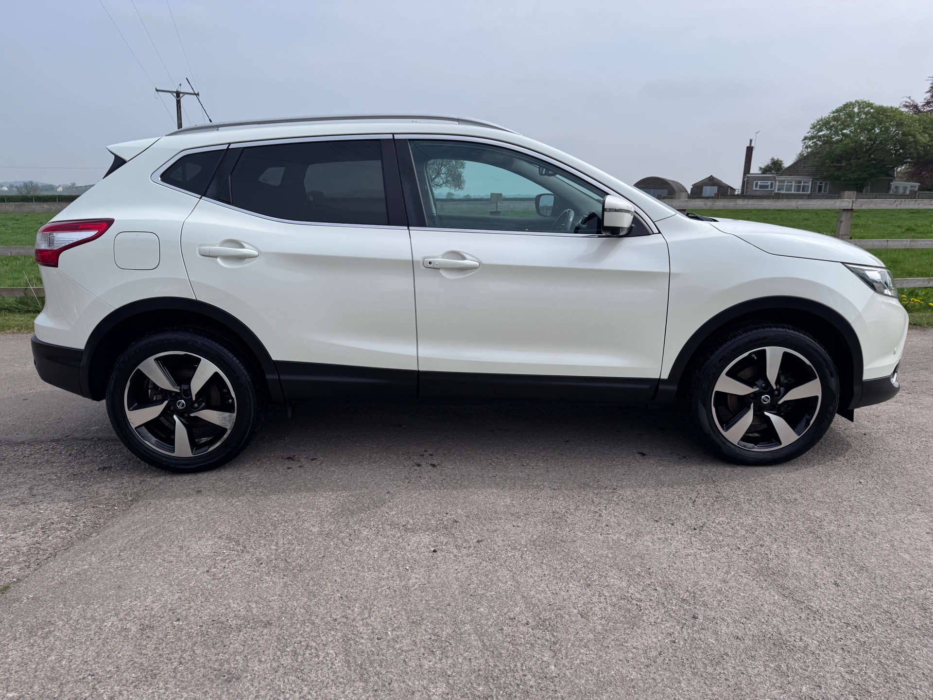 NISSAN QASHQAI 1.5 Qashqai N-Connecta dCi 5dr #3