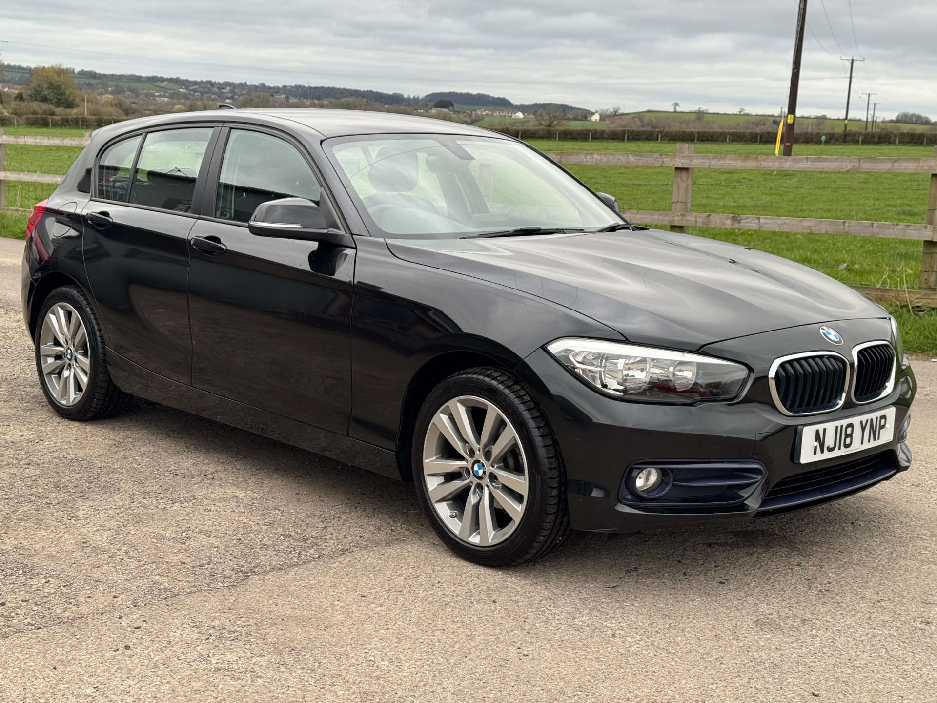 BMW 1 SERIES 1.5 118i Sport 5dr