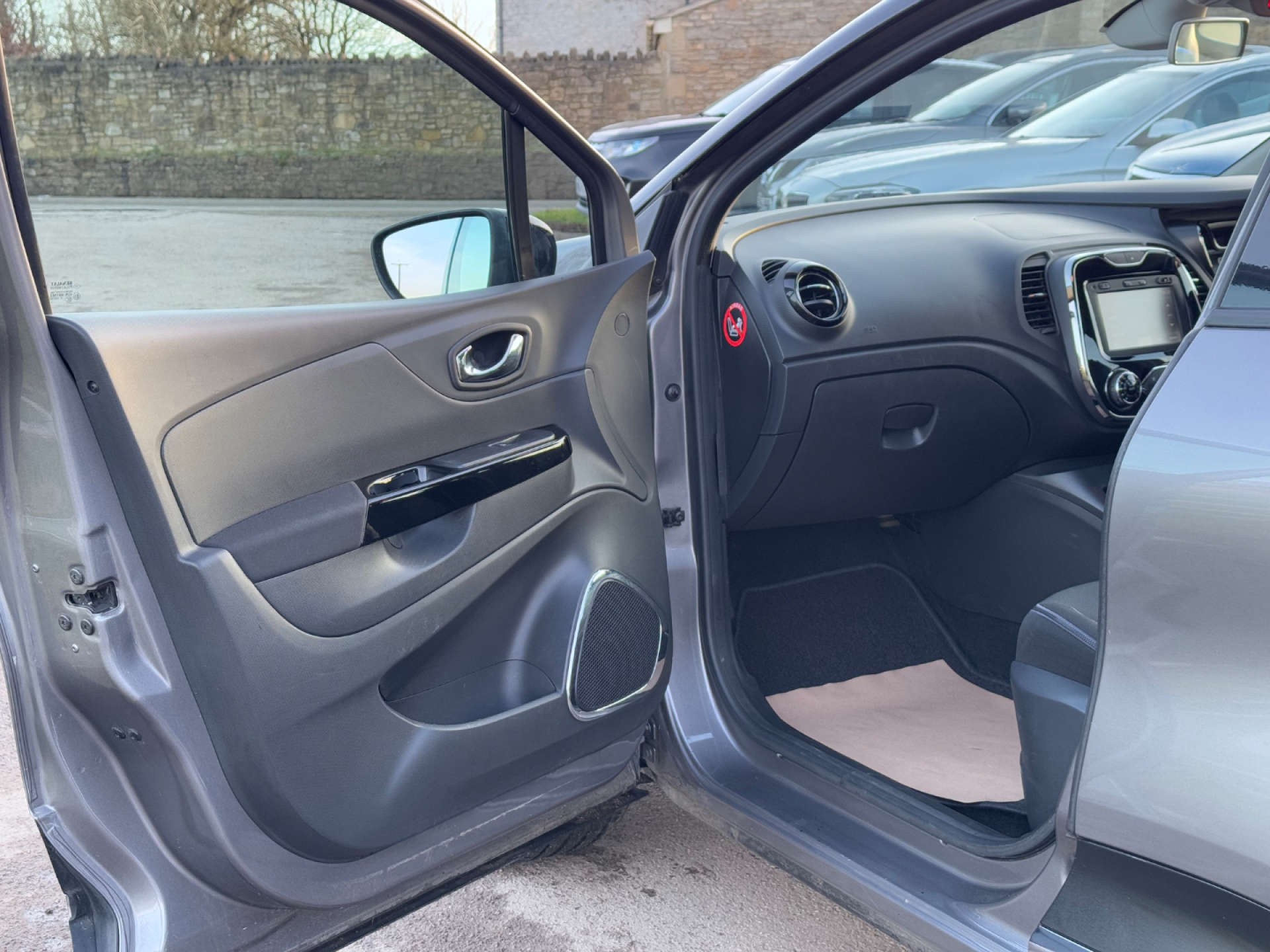 RENAULT CAPTUR 0.9 Captur Dynamique MediaNav Energy TCe S/S 5dr #13