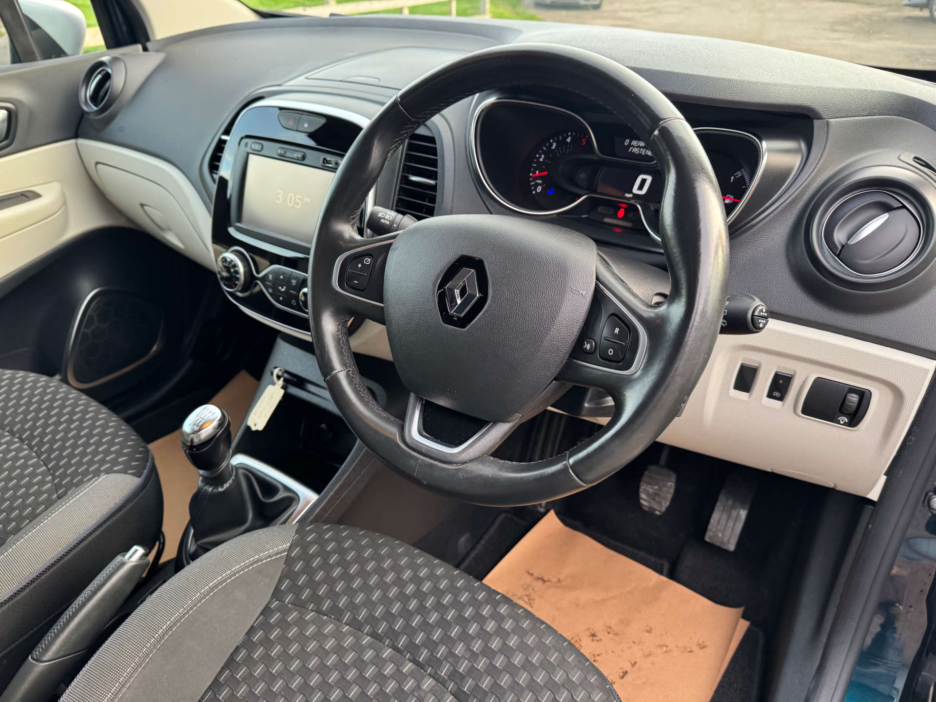 RENAULT CAPTUR 1.5 Captur Dynamique S Nav dCi 5dr #13