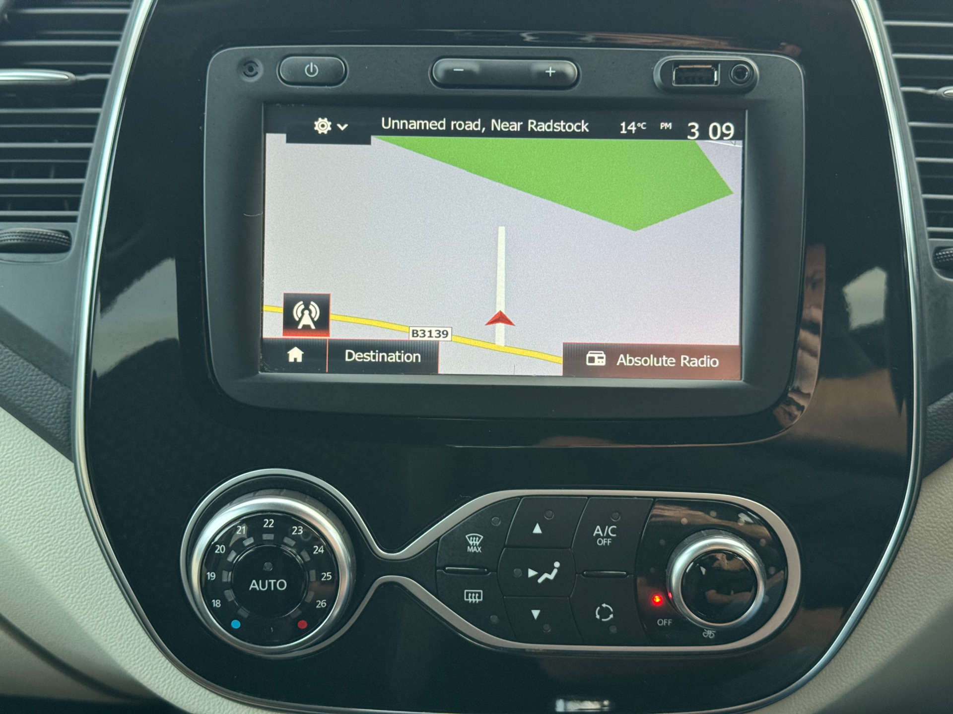 RENAULT CAPTUR 1.5 Captur Dynamique S Nav dCi 5dr #24