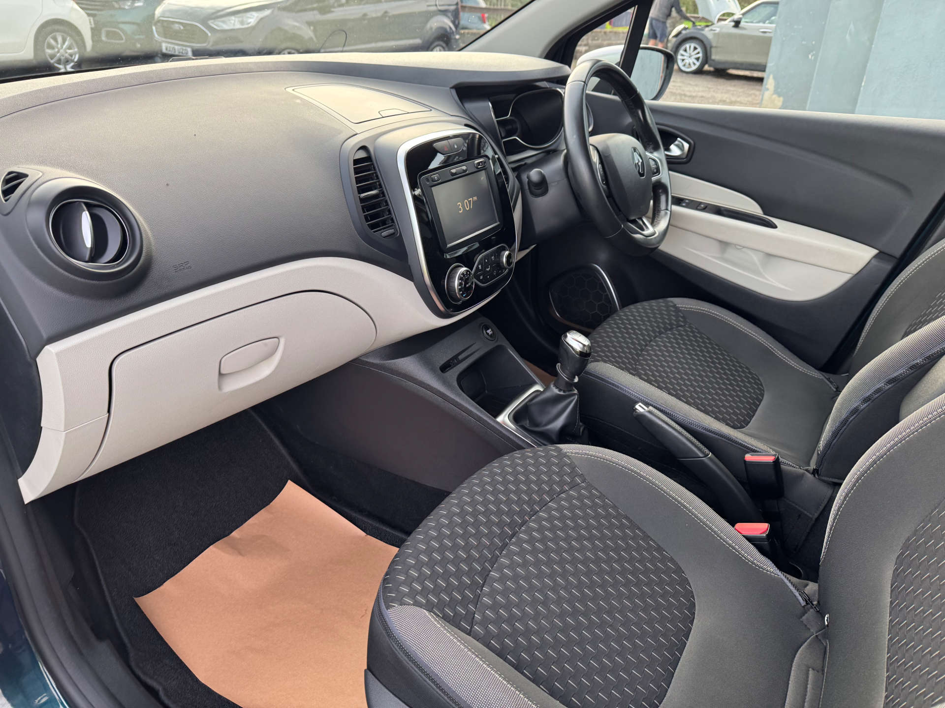 RENAULT CAPTUR 1.5 Captur Dynamique S Nav dCi 5dr #32