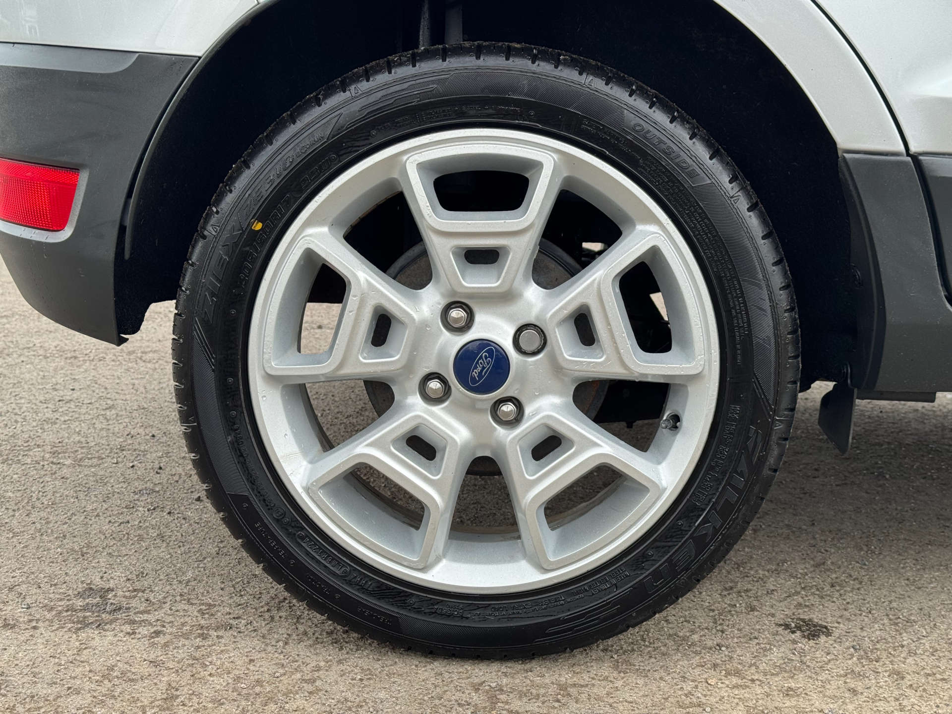 FORD ECOSPORT 1.0 EcoSport Titanium T 5dr #42