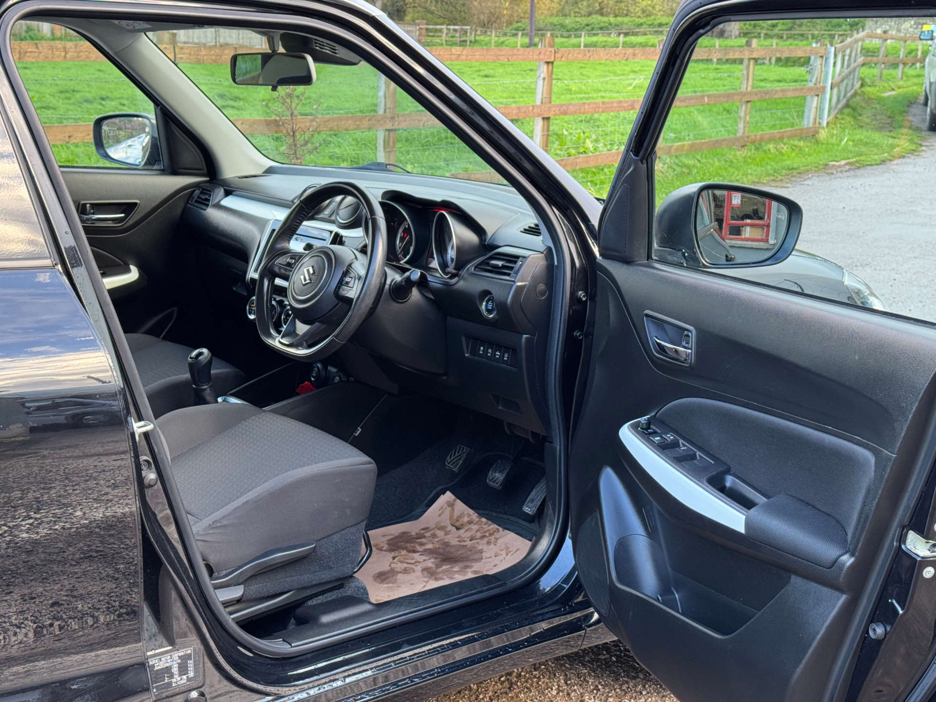 SUZUKI SWIFT 1.0 Swift SZ5 Boosterjet SHVS 5dr #8