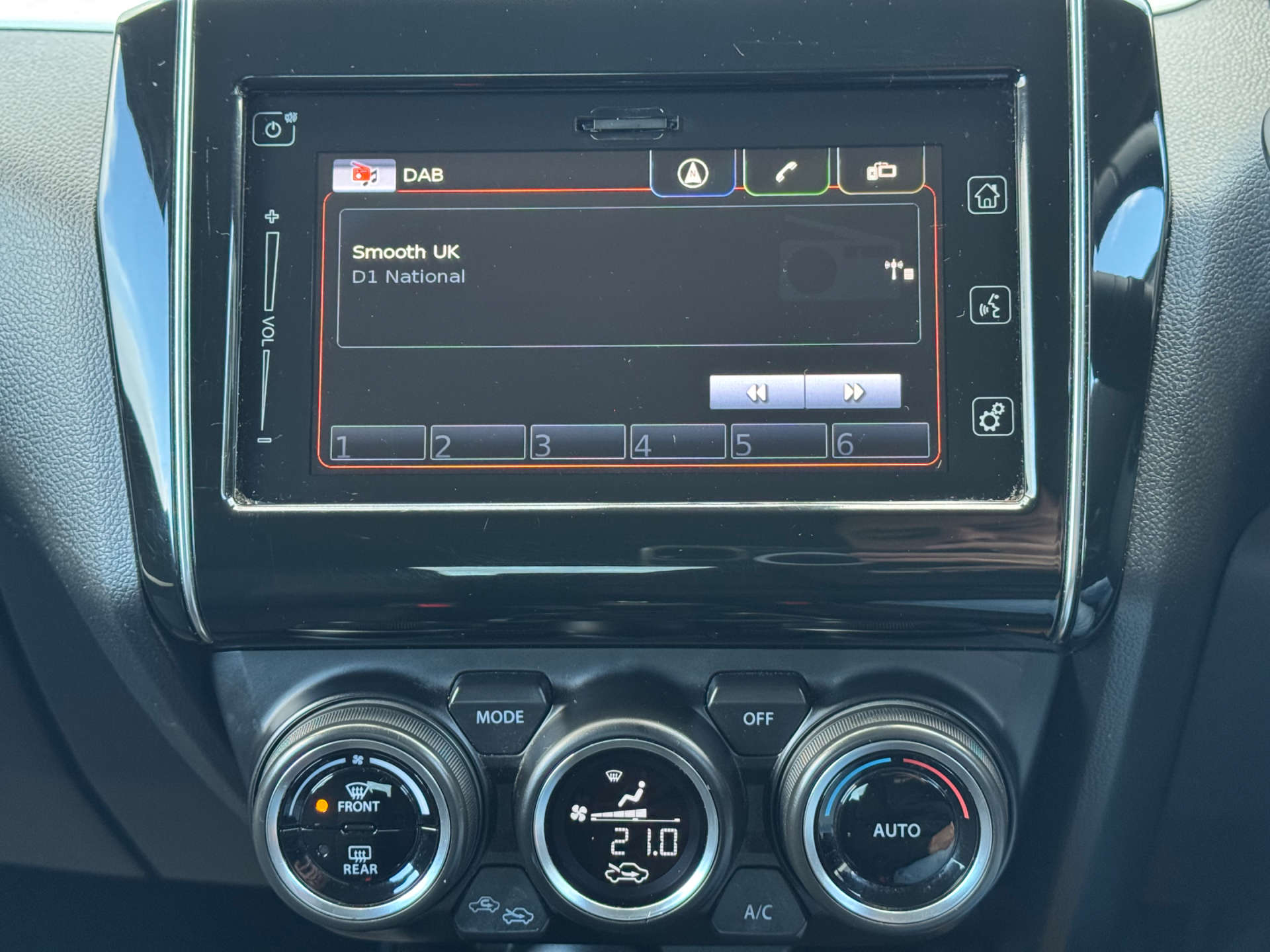 SUZUKI SWIFT 1.0 Swift SZ5 Boosterjet SHVS 5dr #21