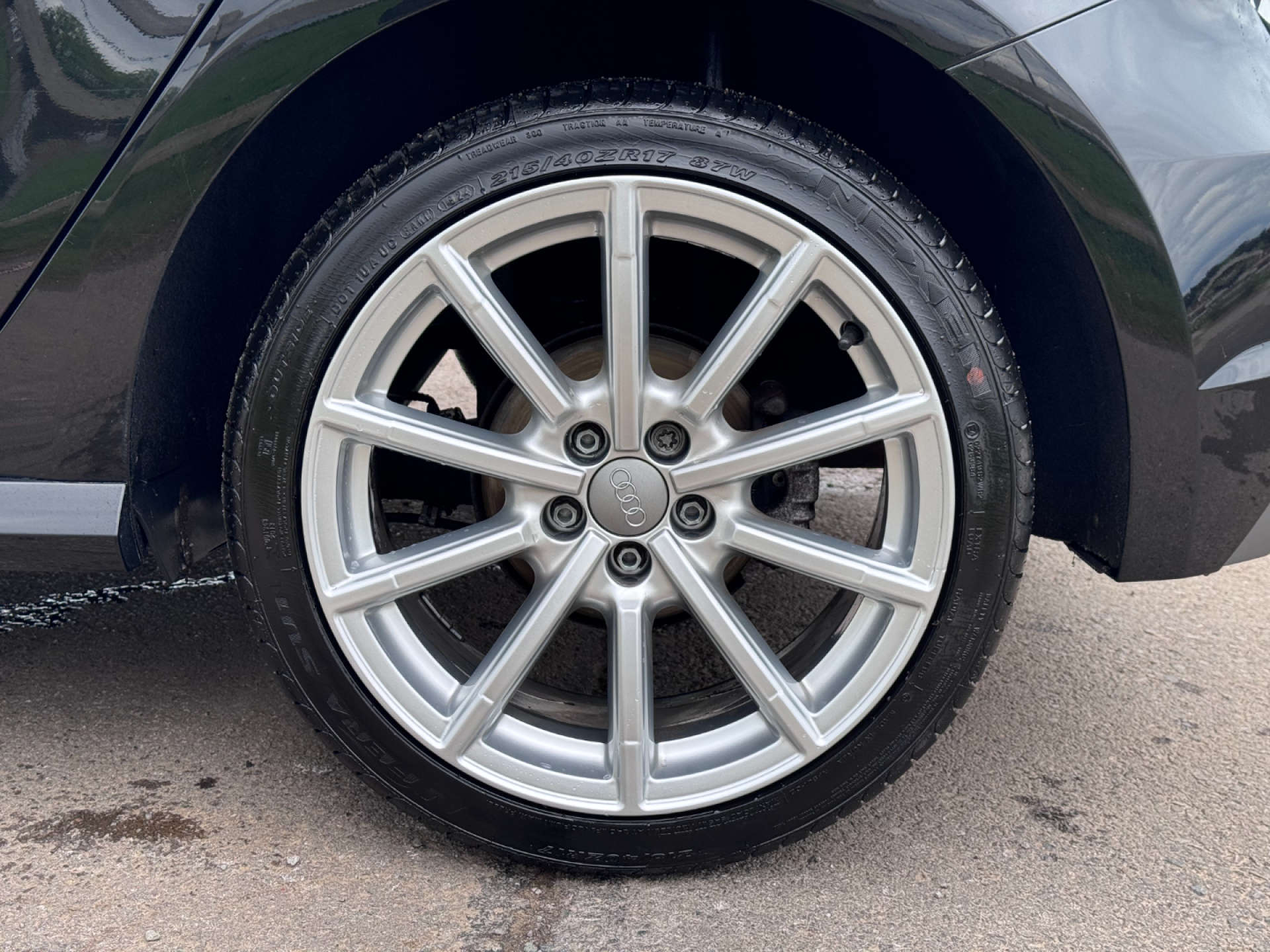 AUDI A1 1.6 A1 Sportback TDI S Line 5dr #9