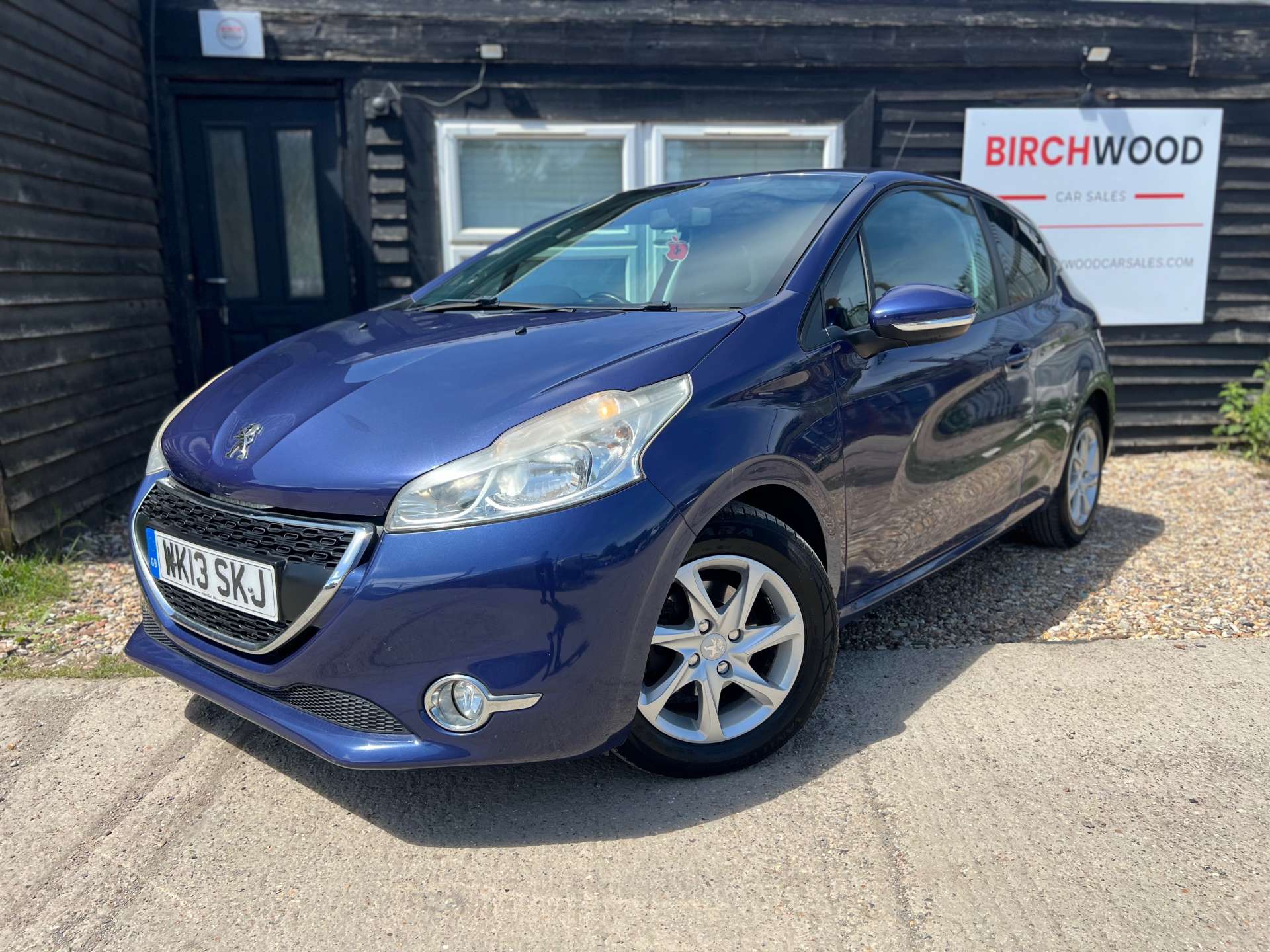 2013 PEUGEOT 208 1.4 208 ACTIVE 3DR 51,000 MILES 2013 BLUE PETROL MANUAL 3,295 64.25... photo