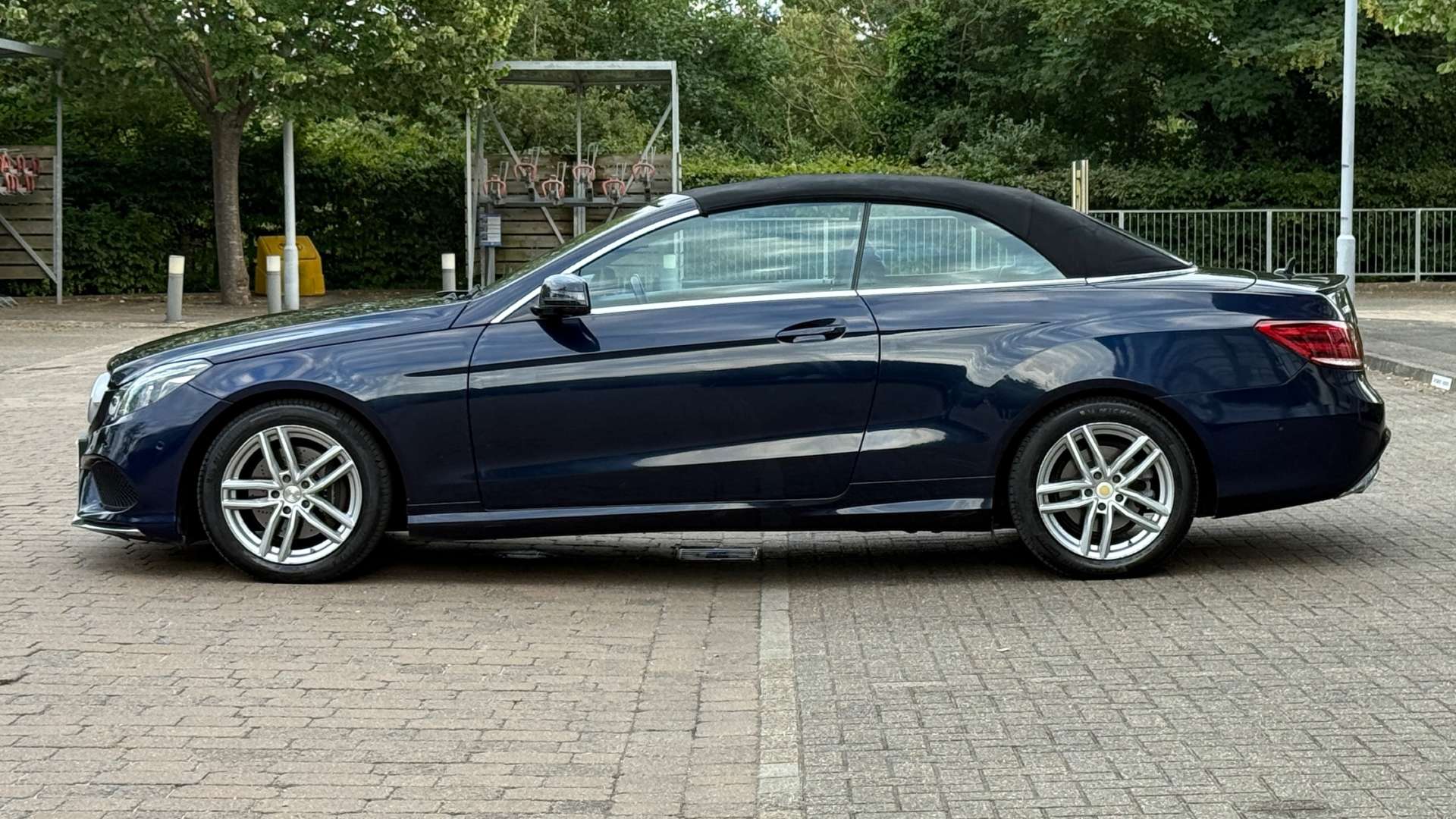 MERCEDES-BENZ E-CLASS 2.1 E220 AMG Line Bluetec Auto 2dr #11