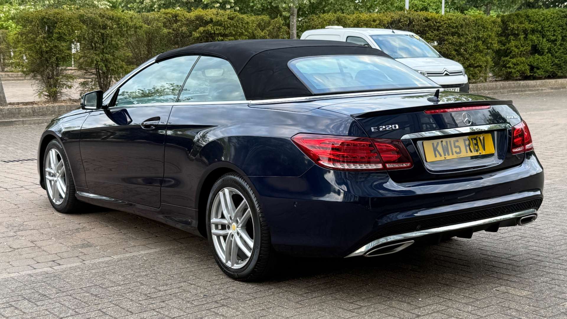 MERCEDES-BENZ E-CLASS 2.1 E220 AMG Line Bluetec Auto 2dr #34