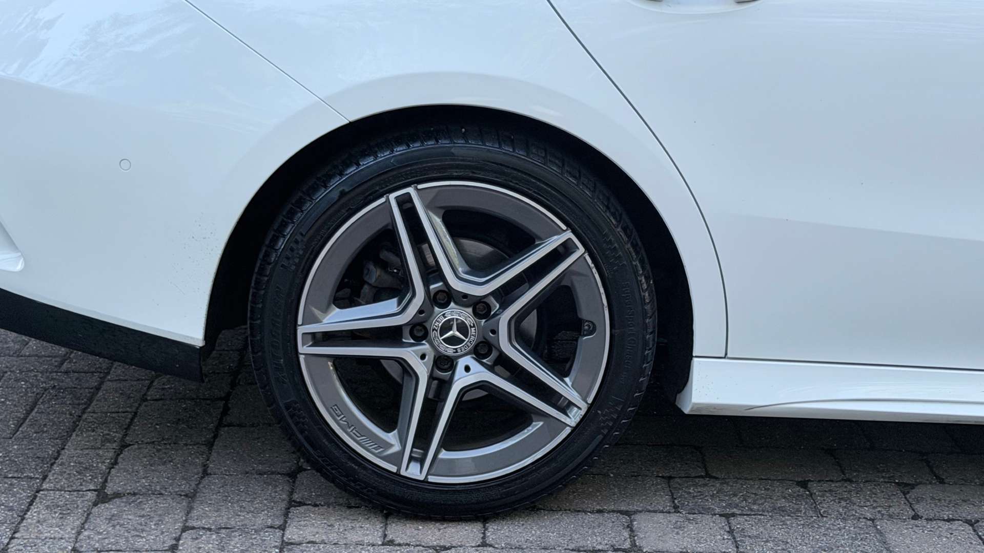 MERCEDES-BENZ CLA 1.3 CLA 180 AMG Line Premium Auto 4dr #19