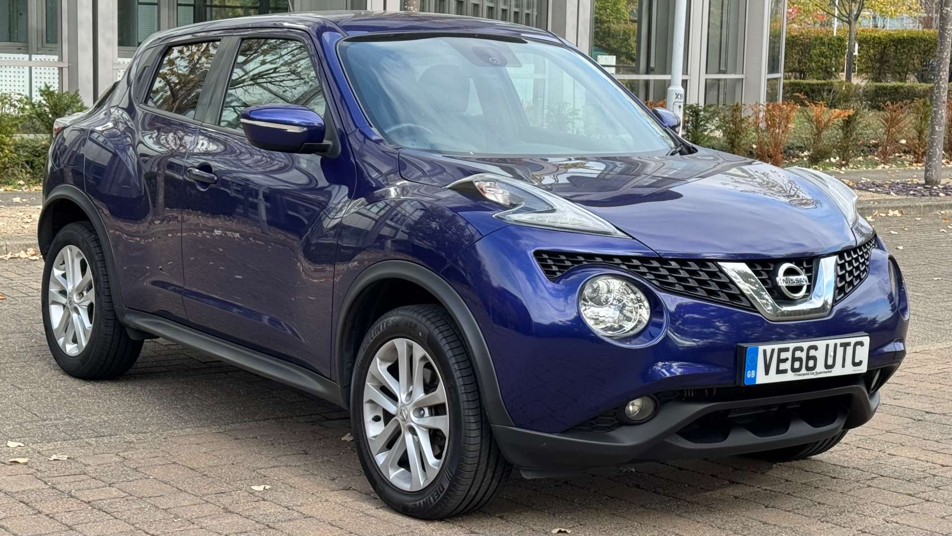 NISSAN JUKE 1.2 Juke N-Connecta DiG-T 5dr #0